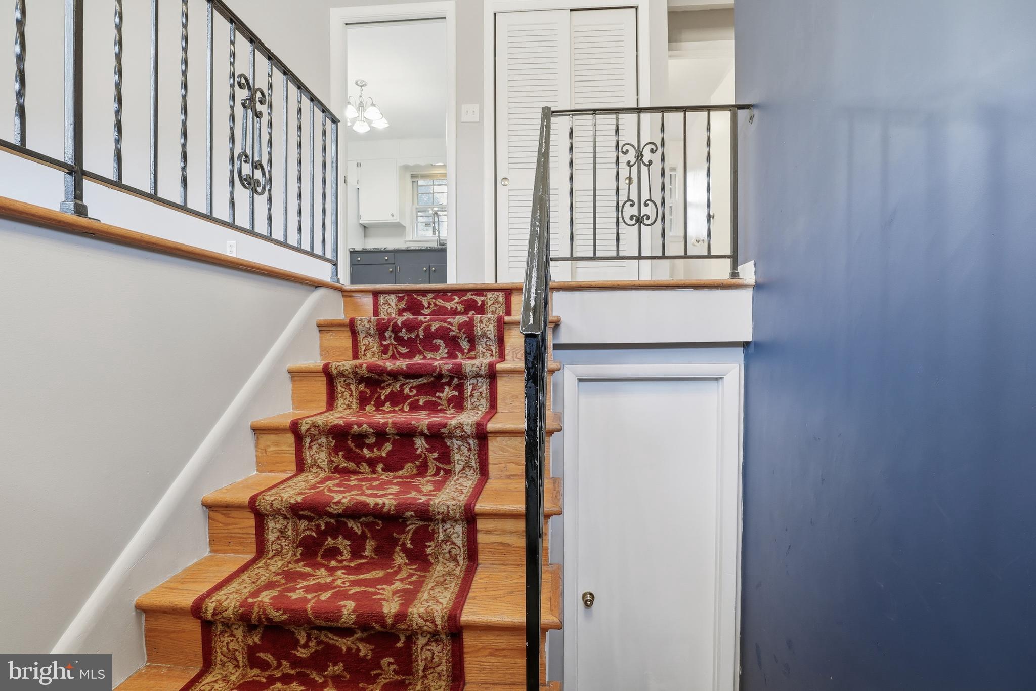 SCHOOL LANE HILLS - Residential