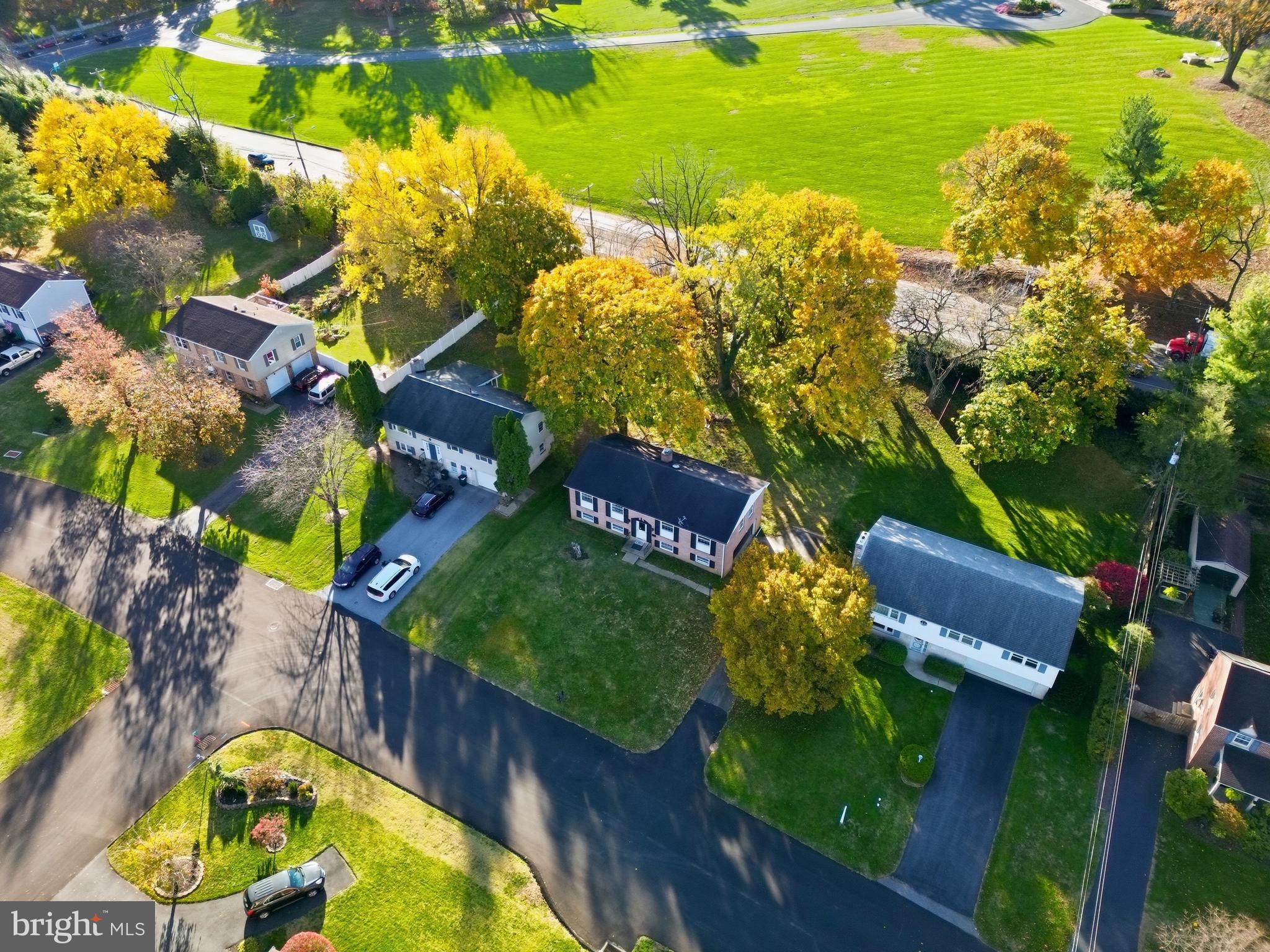 SCHOOL LANE HILLS - Residential