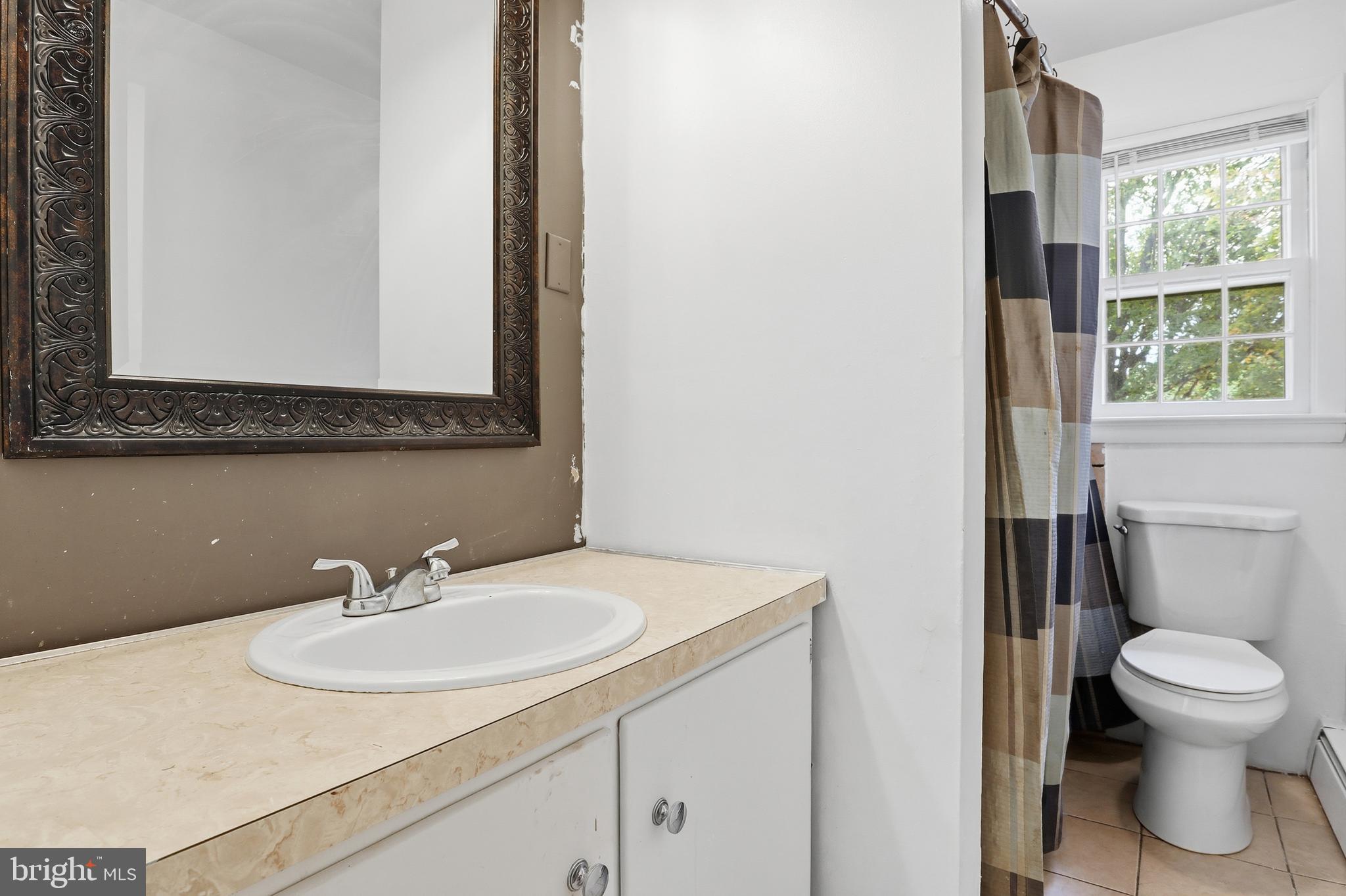 SCHOOL LANE HILLS - Residential