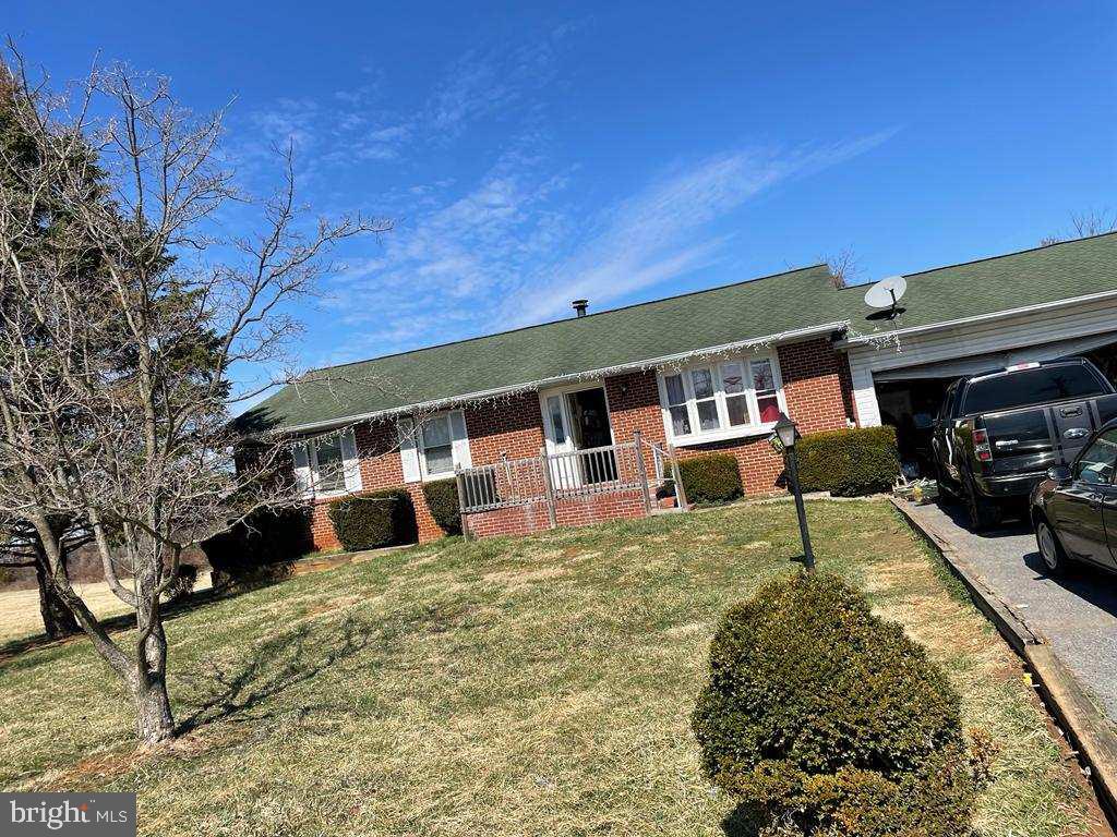Rancher with 5 Bed 2 full bath. New windows, kitchen appliances, Granite count tops, new floors and paint. 2 car garage. Plenty of storage space. Large back yard with lots of room to spread. Available end of May. On-line rental application.