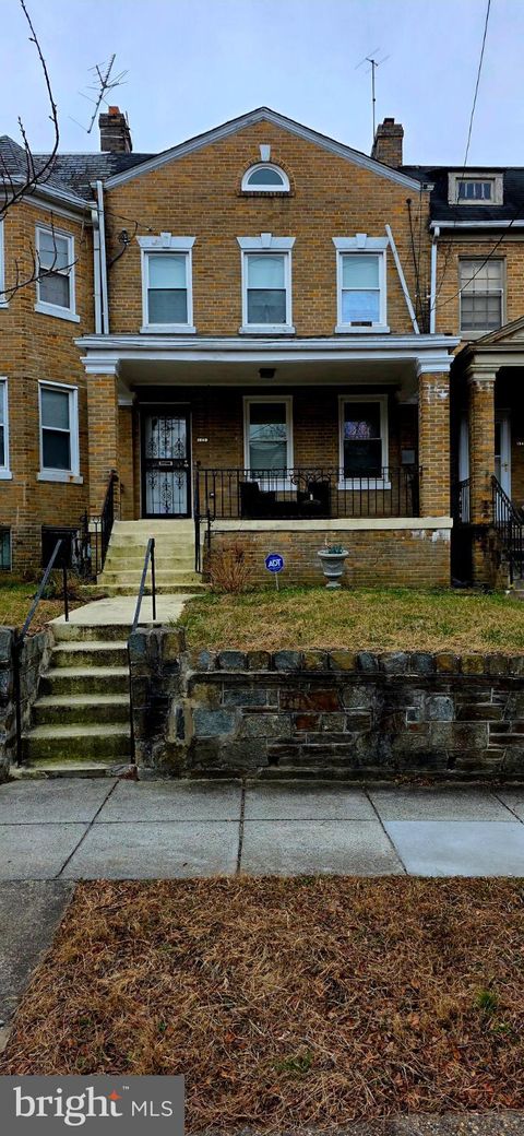 Photo of 1342 NW Sheridan Street NW, WASHINGTON, DC 20011 (MLS # DCDC2239380)