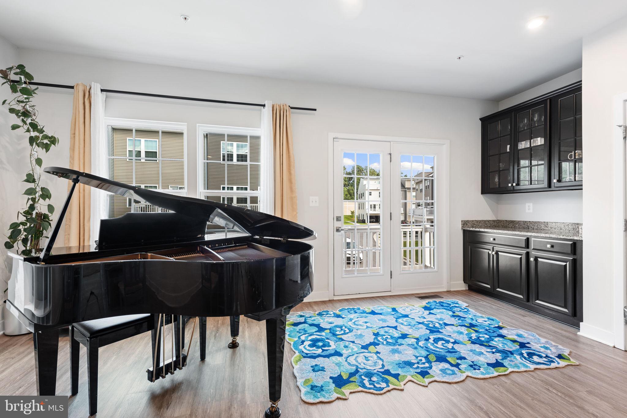 LARGO TOWN CENTER - Residential