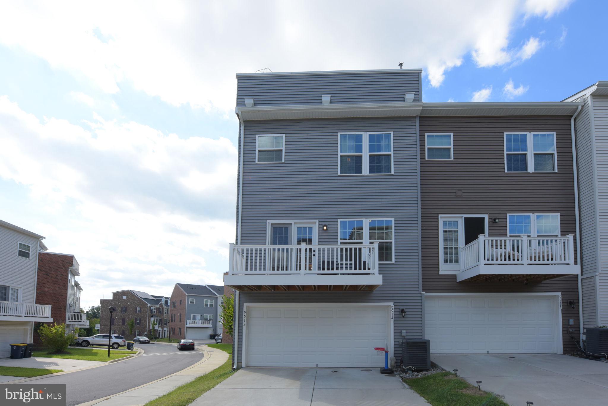 LARGO TOWN CENTER - Residential