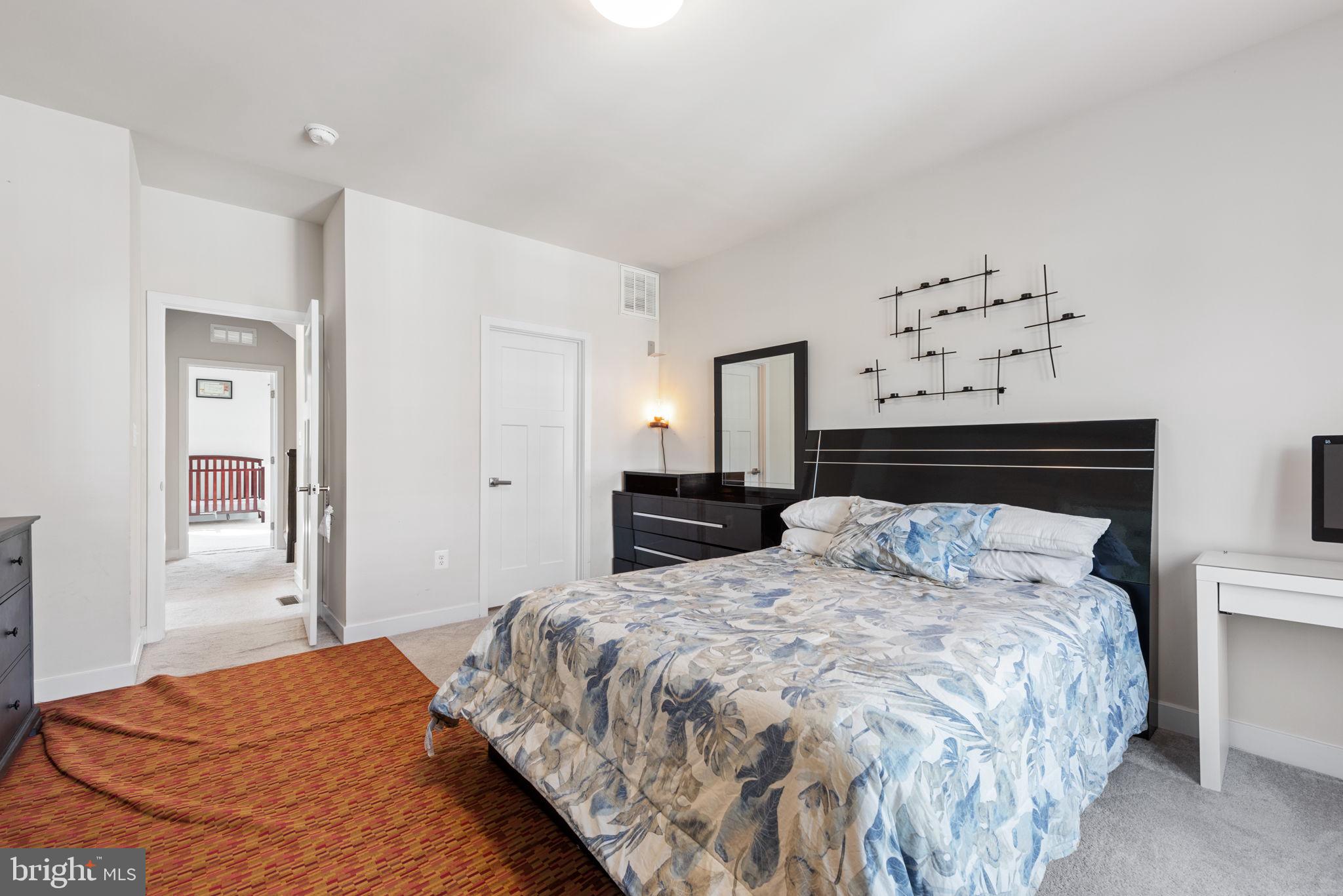 LARGO TOWN CENTER - Residential