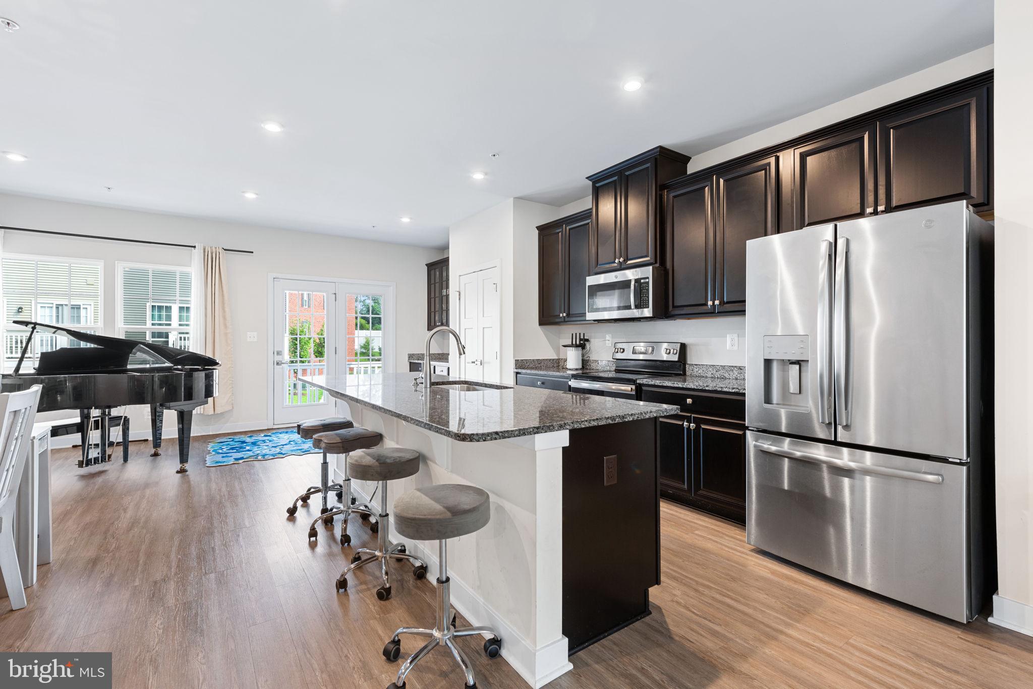 LARGO TOWN CENTER - Residential