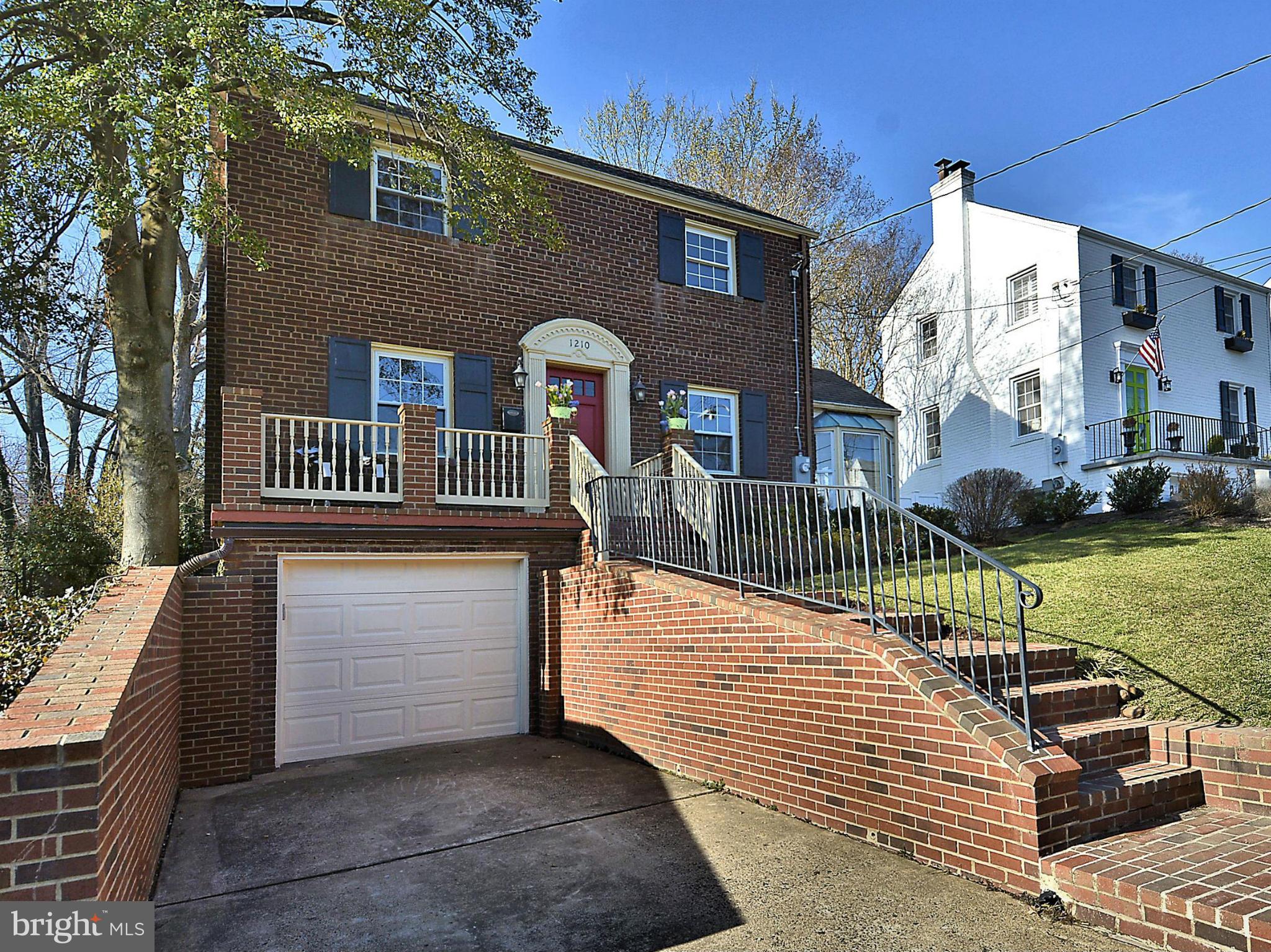 TEMPLE TERRACE - Residential