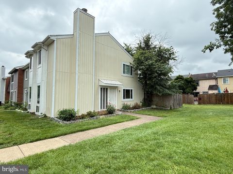1089 KNIGHT LANE HERNDON VA 20170