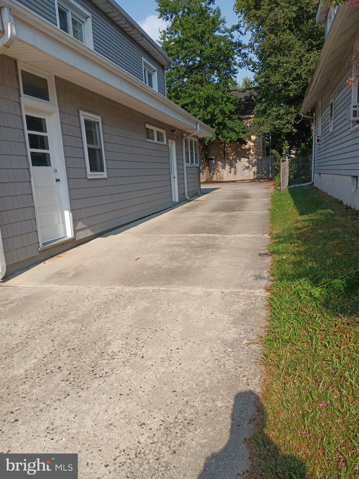 1093 DELSEA DRIVE