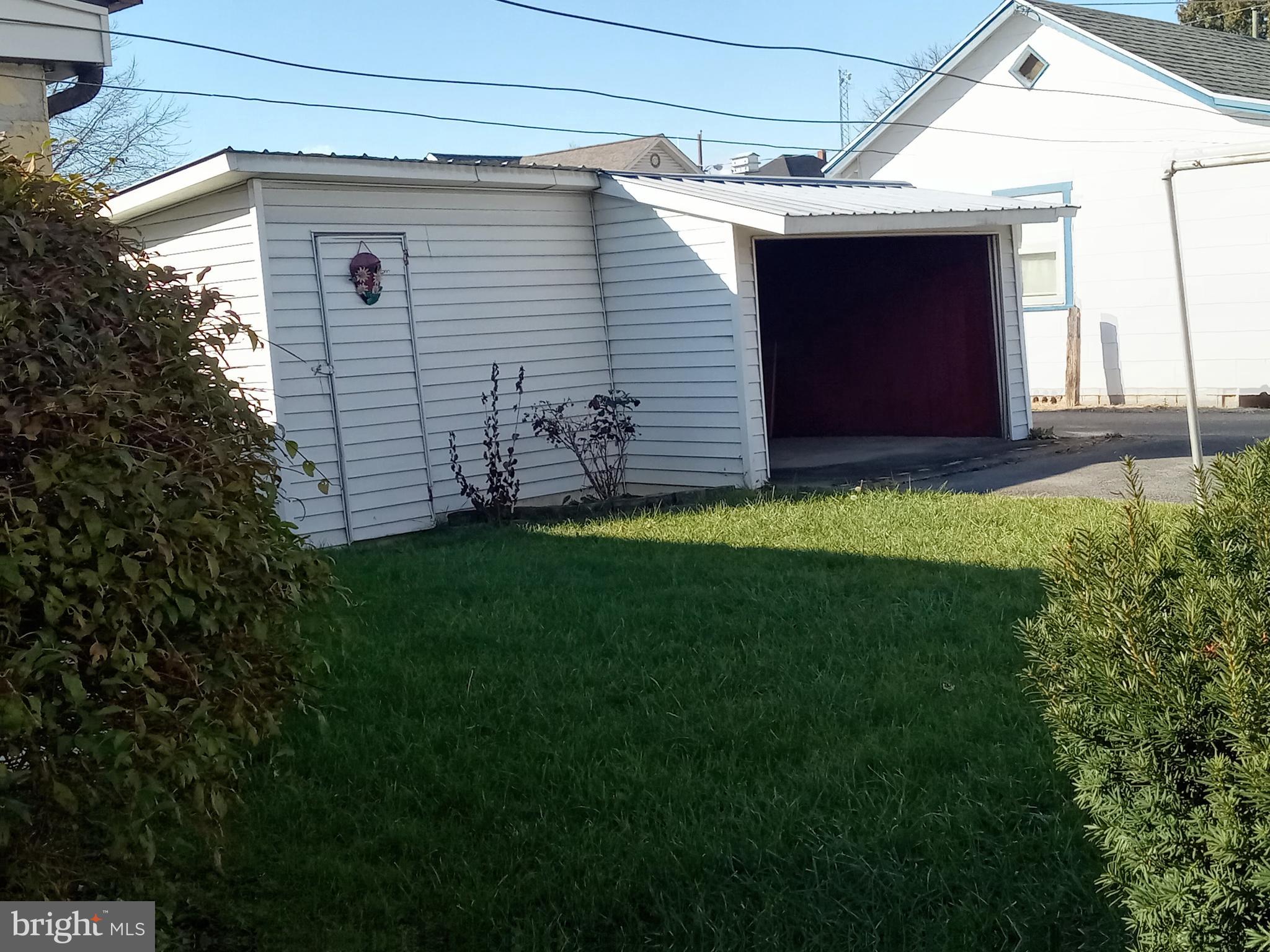 PETERSBURG - Residential