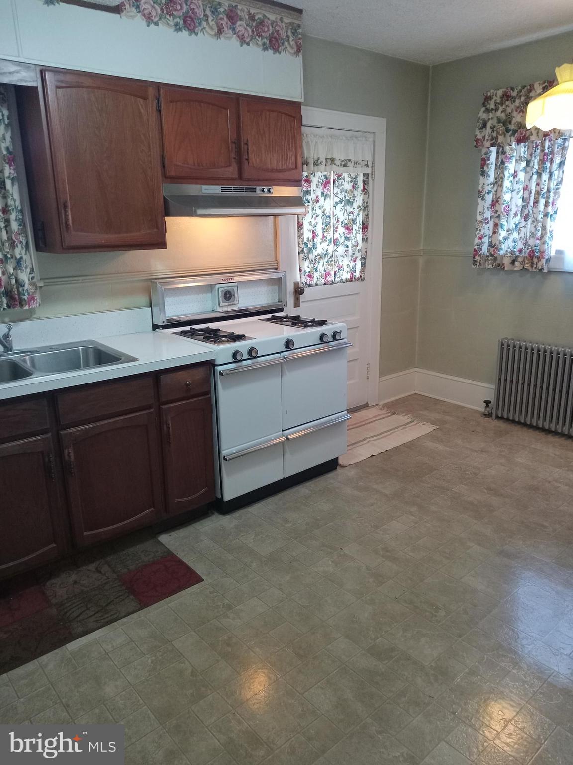 PETERSBURG - Residential