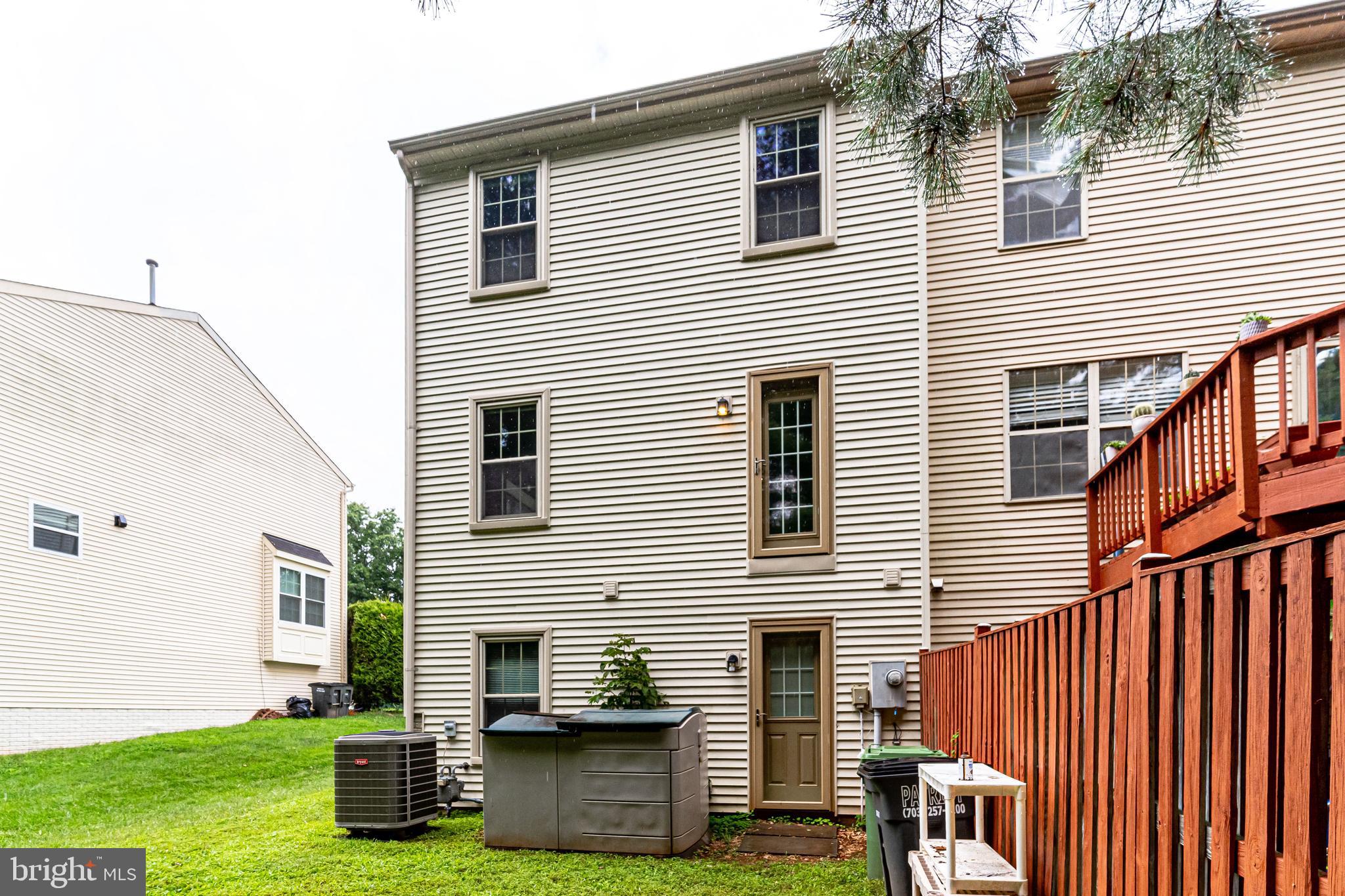 QUAIL HOLLOW - Residential