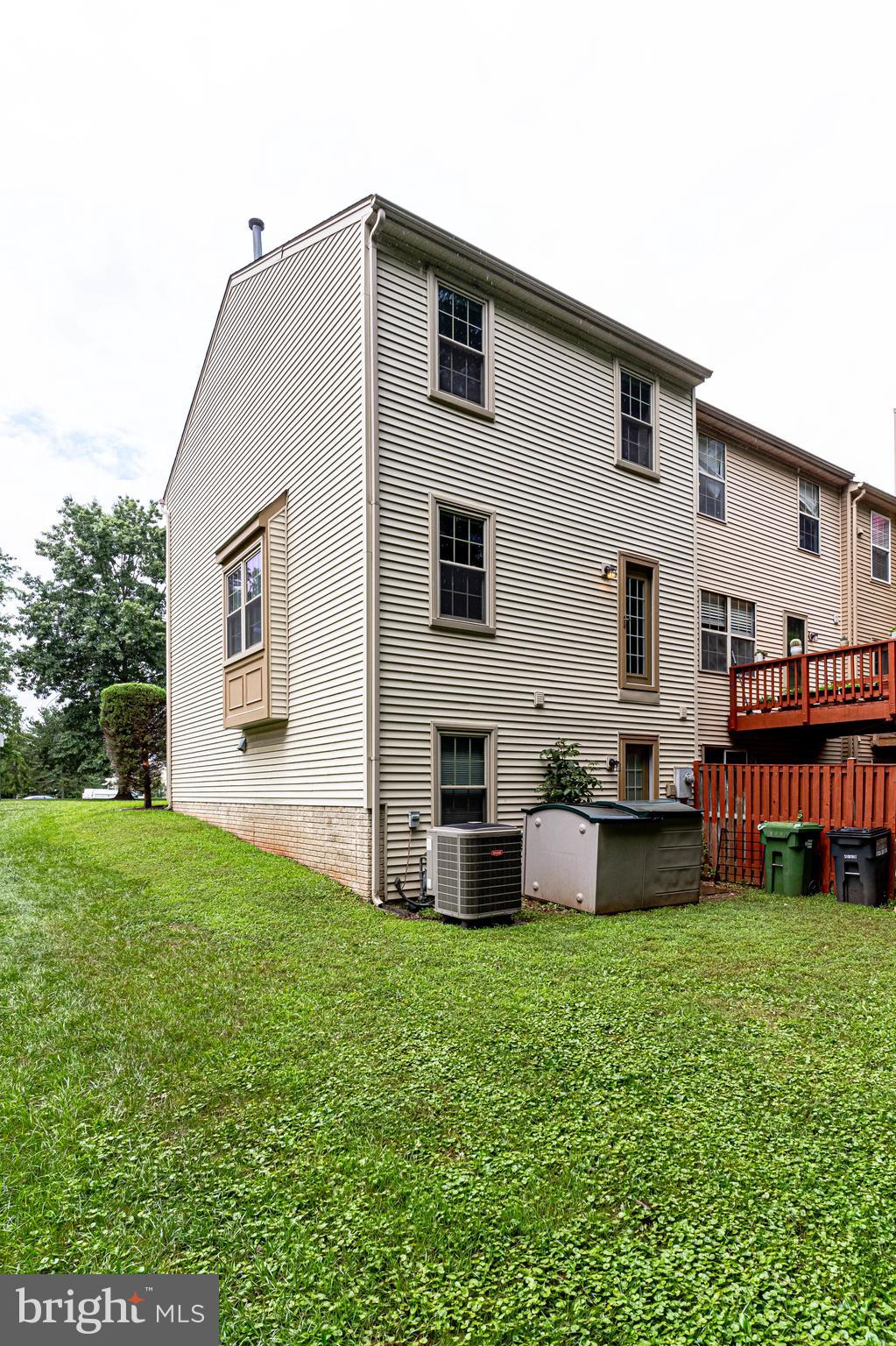 QUAIL HOLLOW - Residential