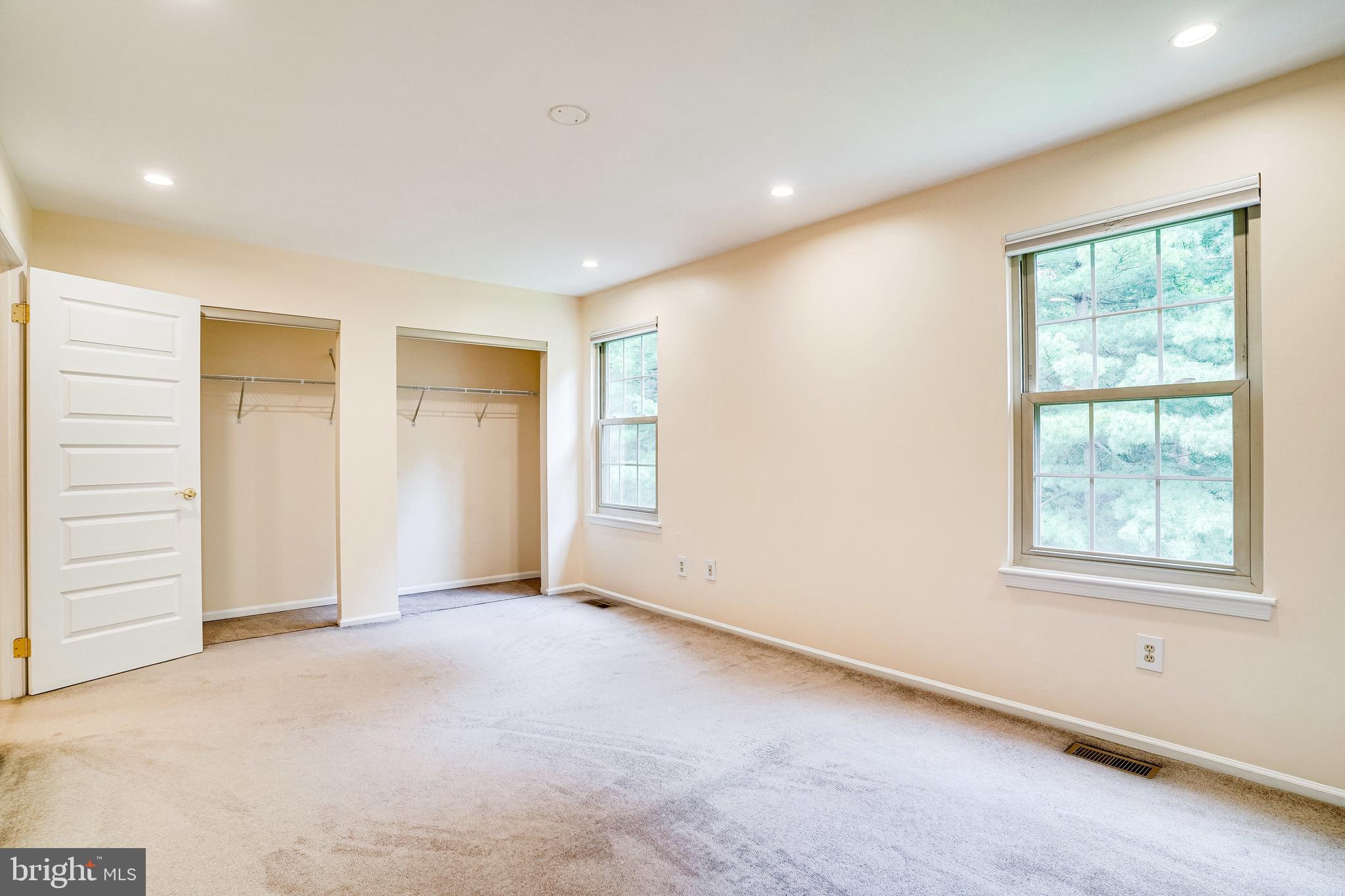 QUAIL HOLLOW - Residential