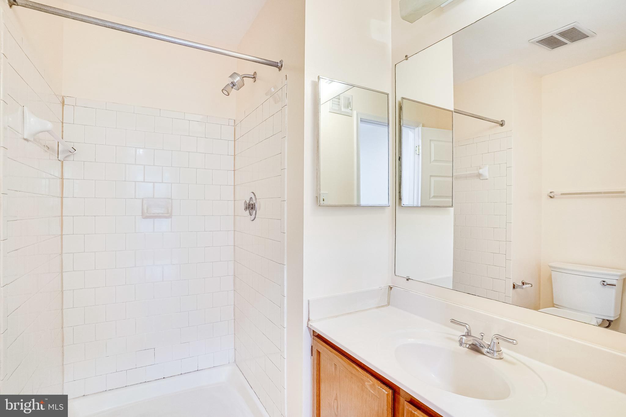 QUAIL HOLLOW - Residential