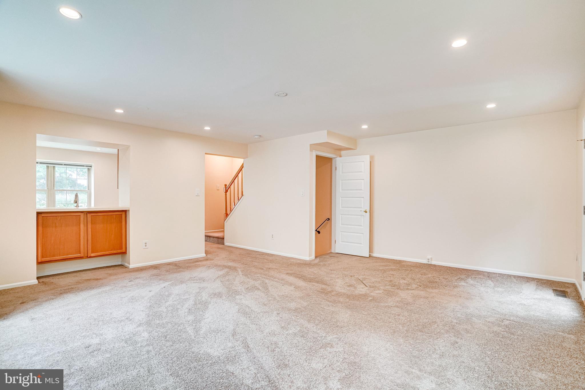 QUAIL HOLLOW - Residential