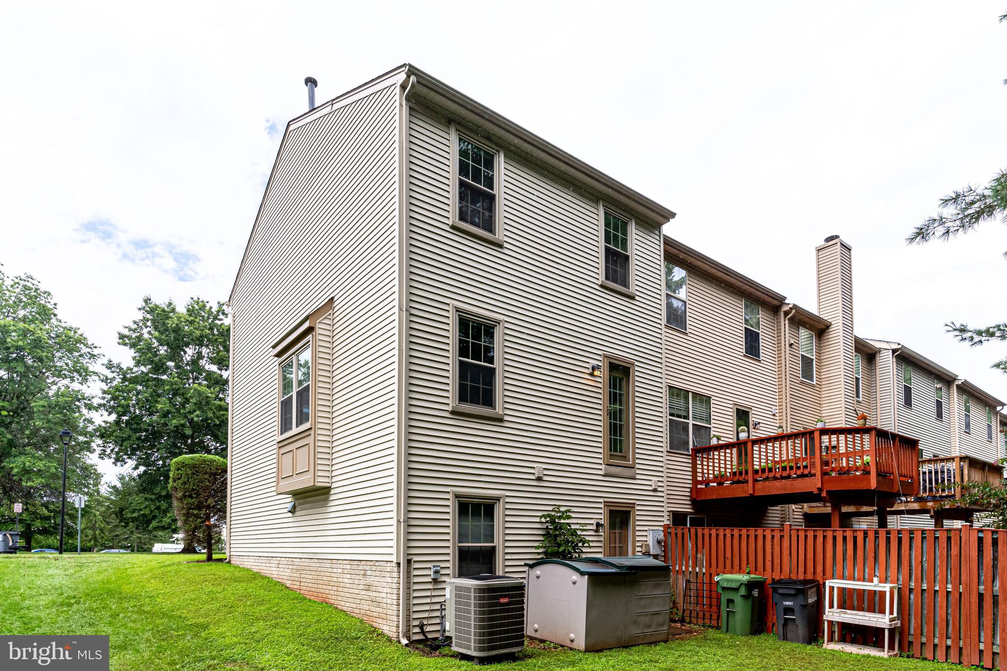 QUAIL HOLLOW - Residential