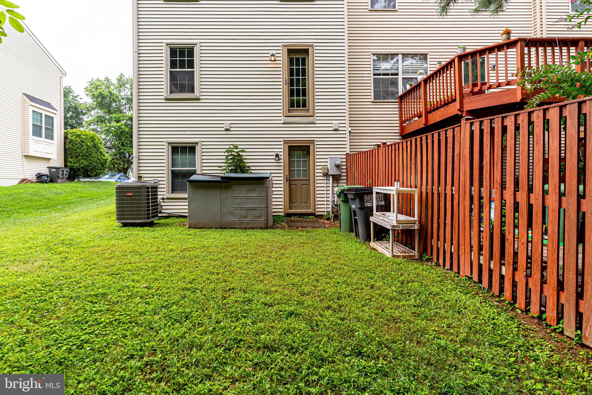 QUAIL HOLLOW - Residential