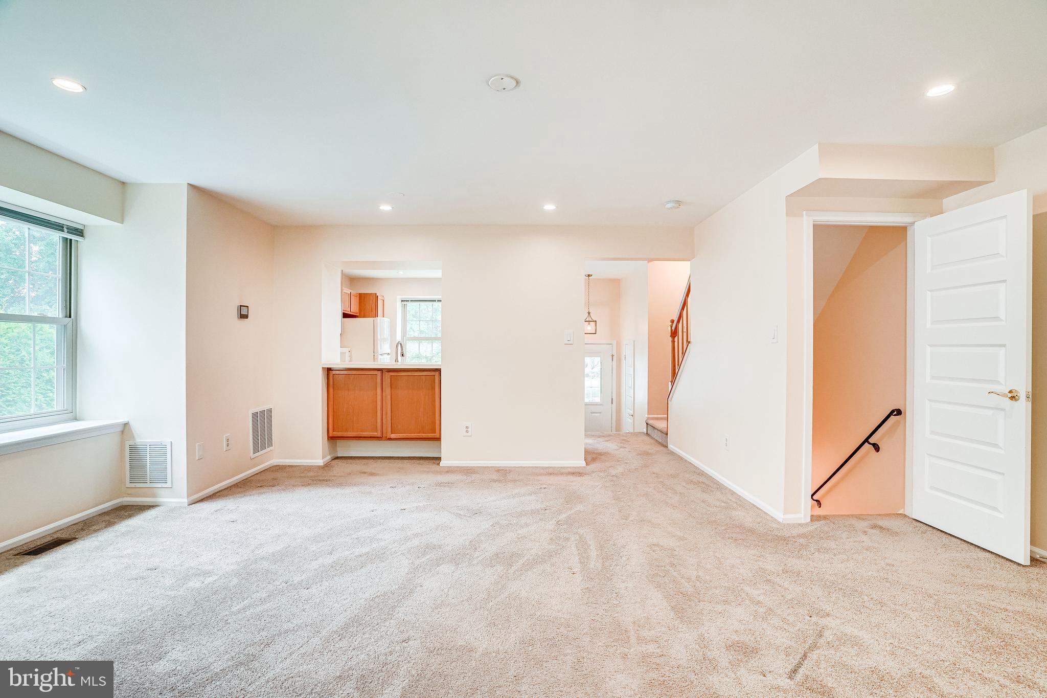 QUAIL HOLLOW - Residential