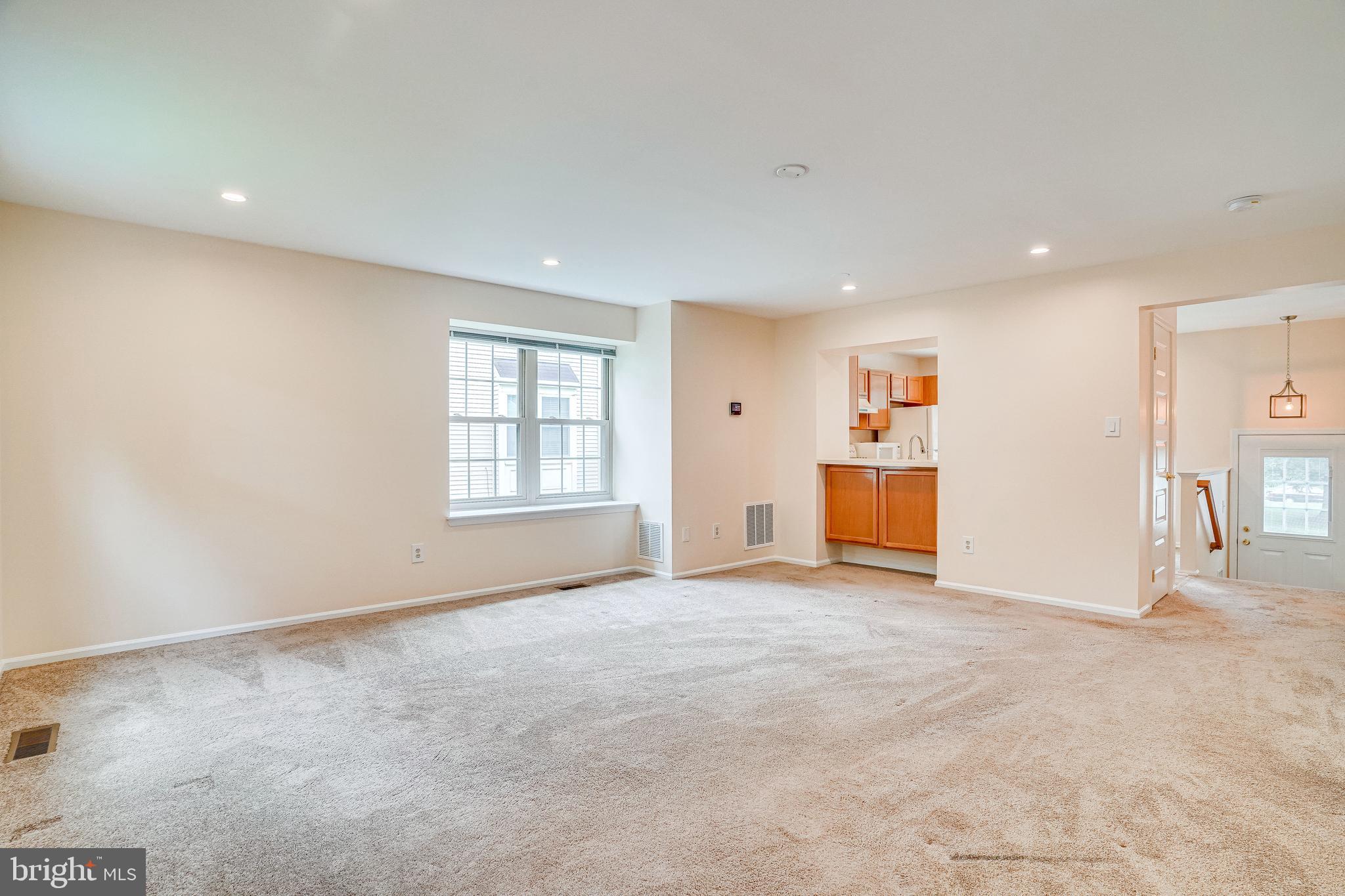 QUAIL HOLLOW - Residential