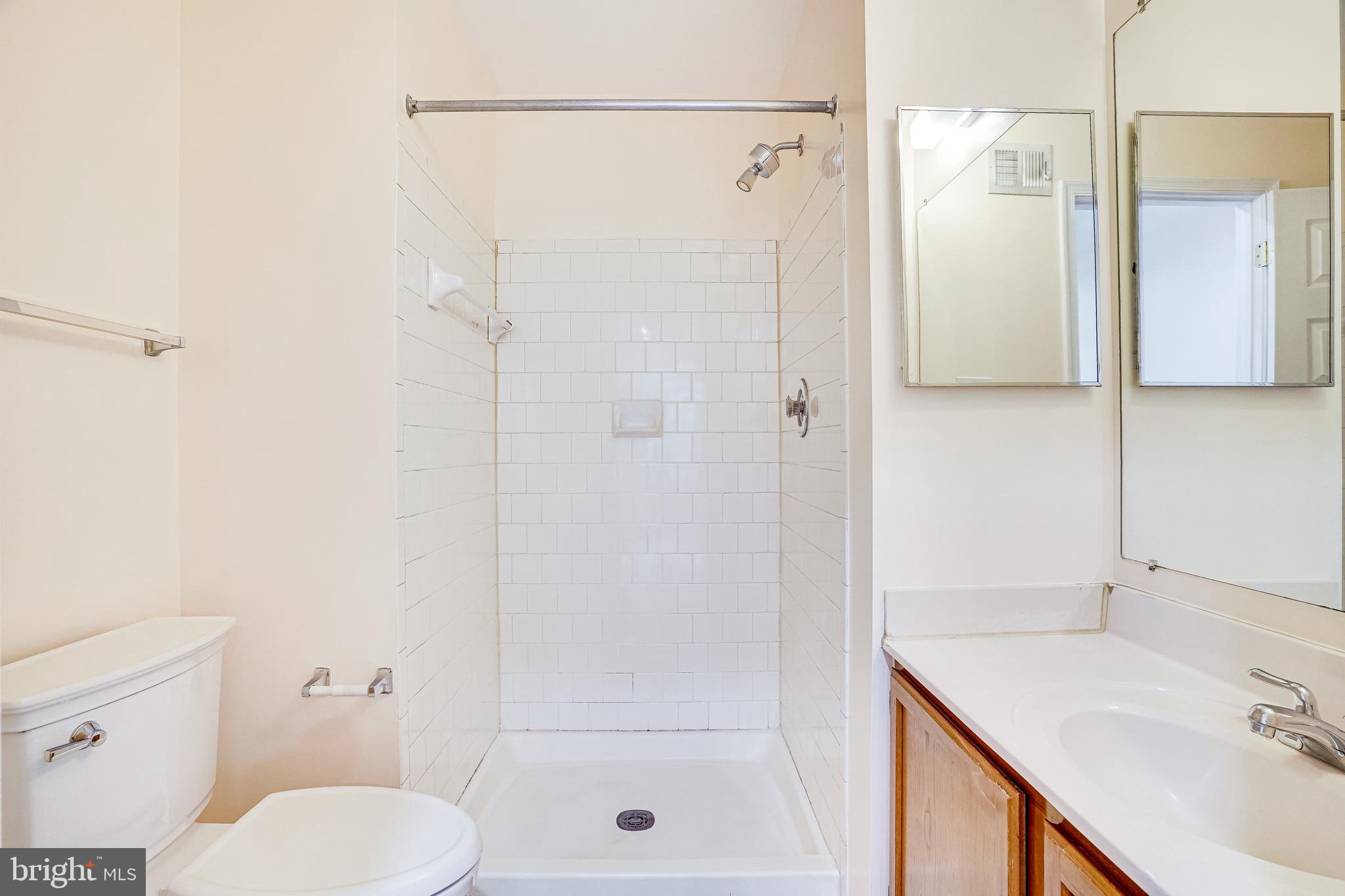 QUAIL HOLLOW - Residential