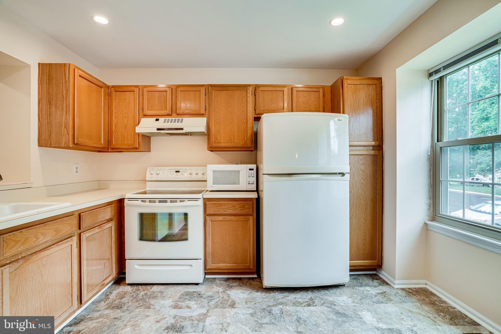 QUAIL HOLLOW - Residential