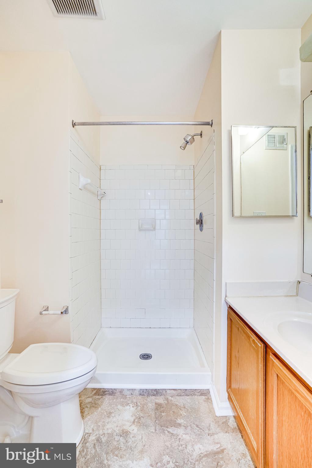 QUAIL HOLLOW - Residential