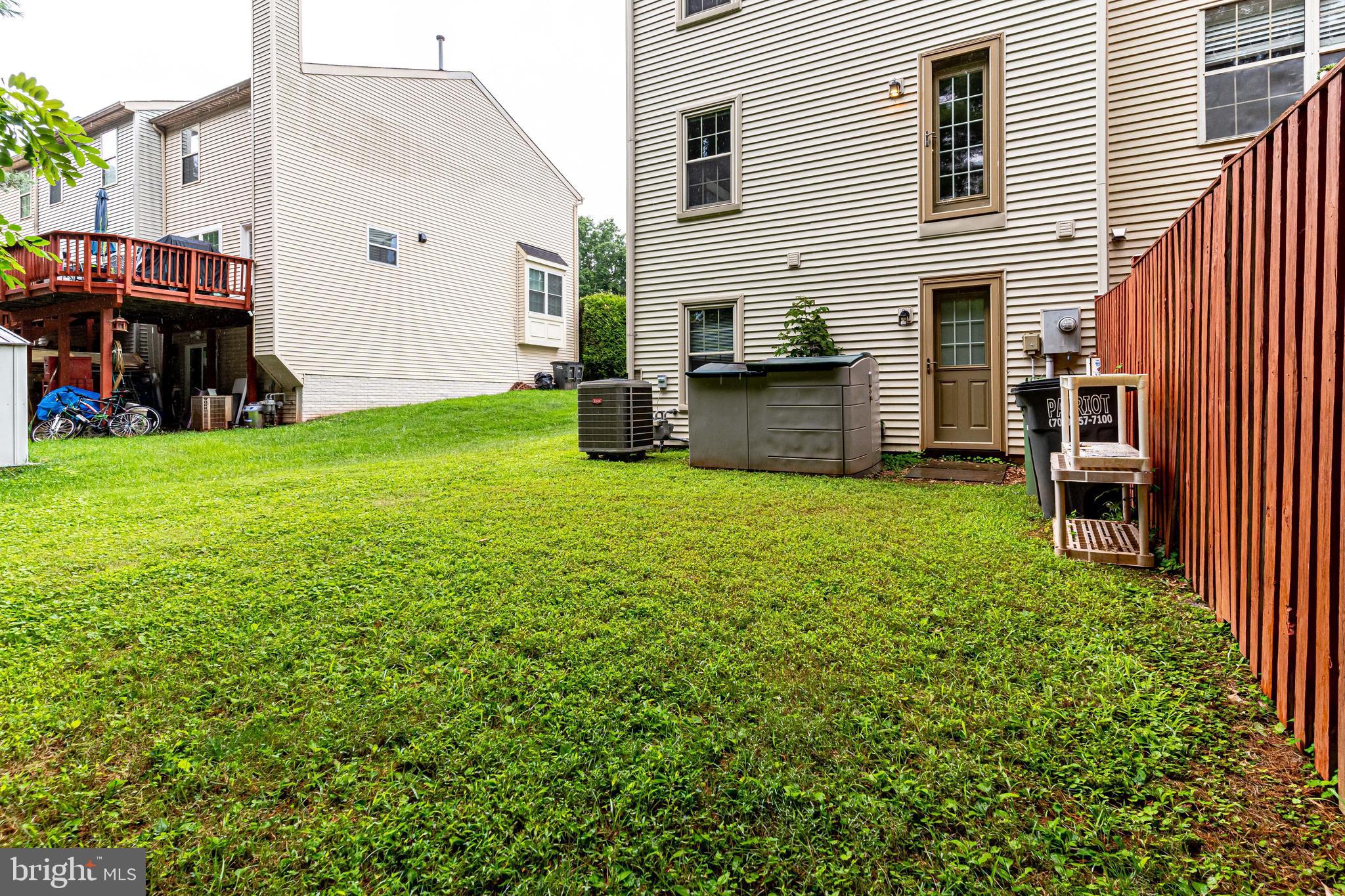 QUAIL HOLLOW - Residential