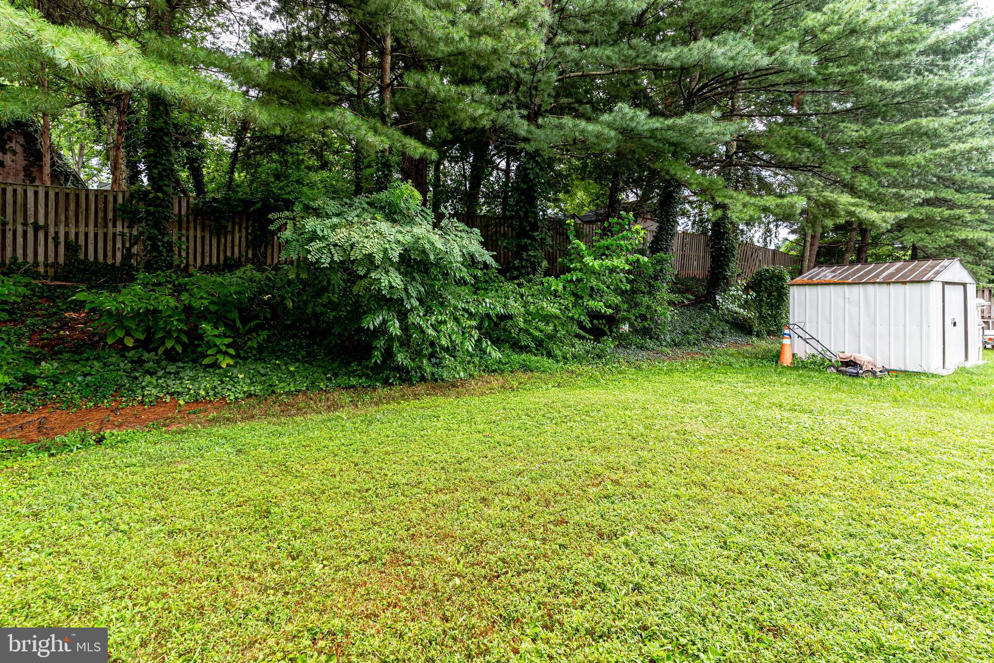 QUAIL HOLLOW - Residential