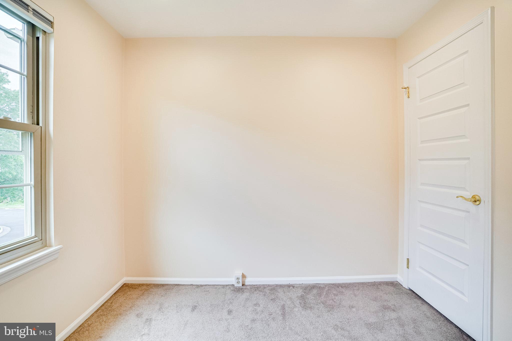 QUAIL HOLLOW - Residential