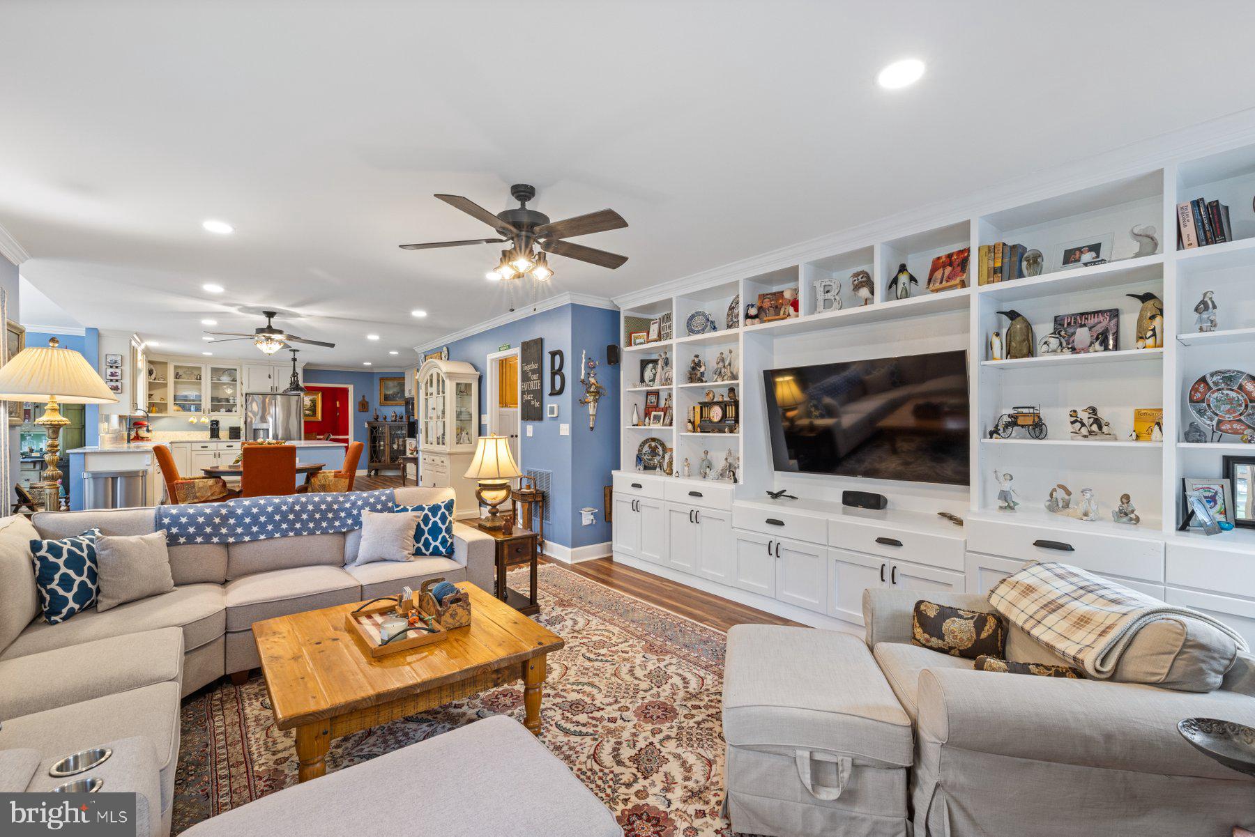 OVERLOOK HILLS - Residential