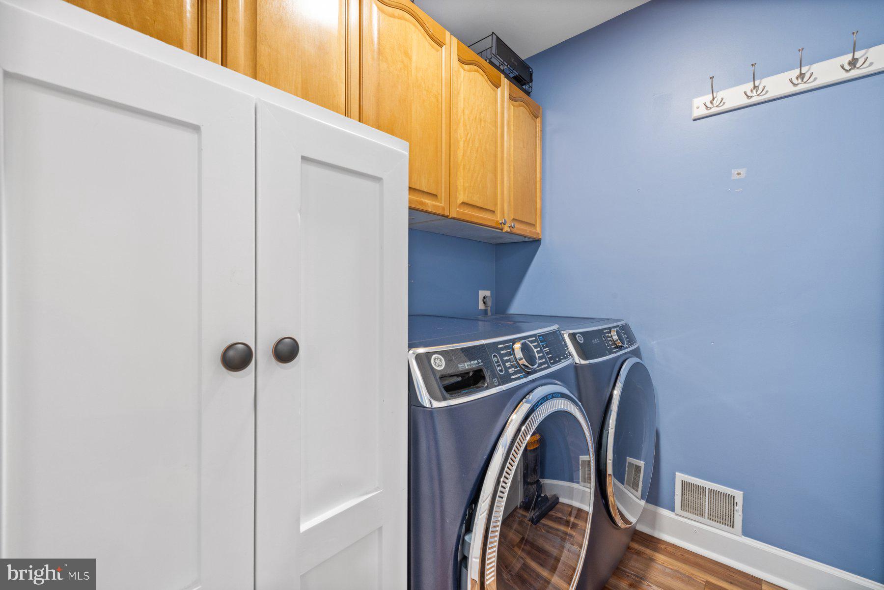 OVERLOOK HILLS - Residential