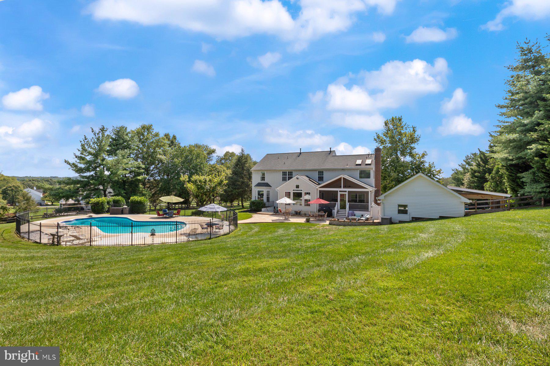 OVERLOOK HILLS - Residential