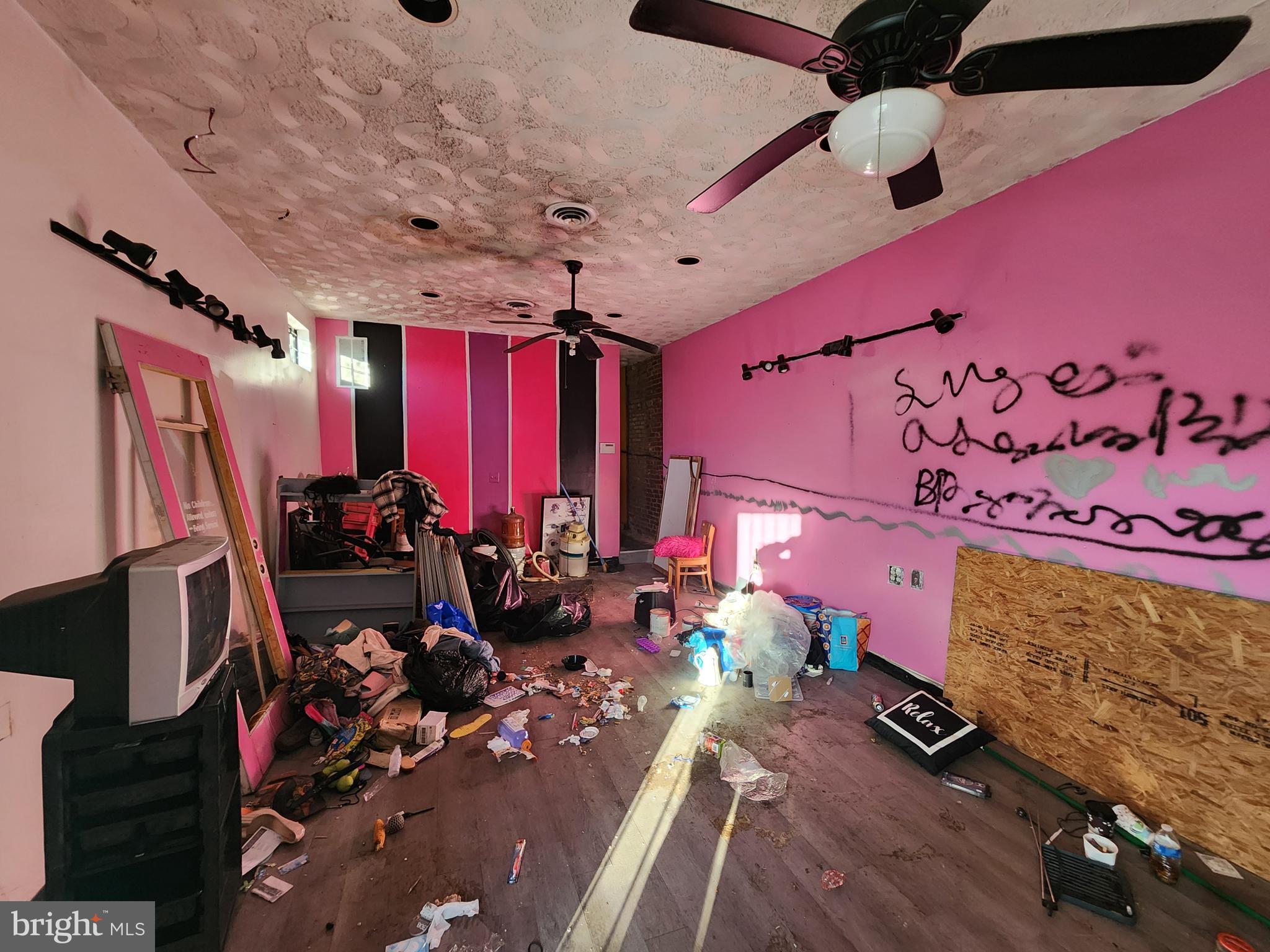 MONDAWMIN - Residential