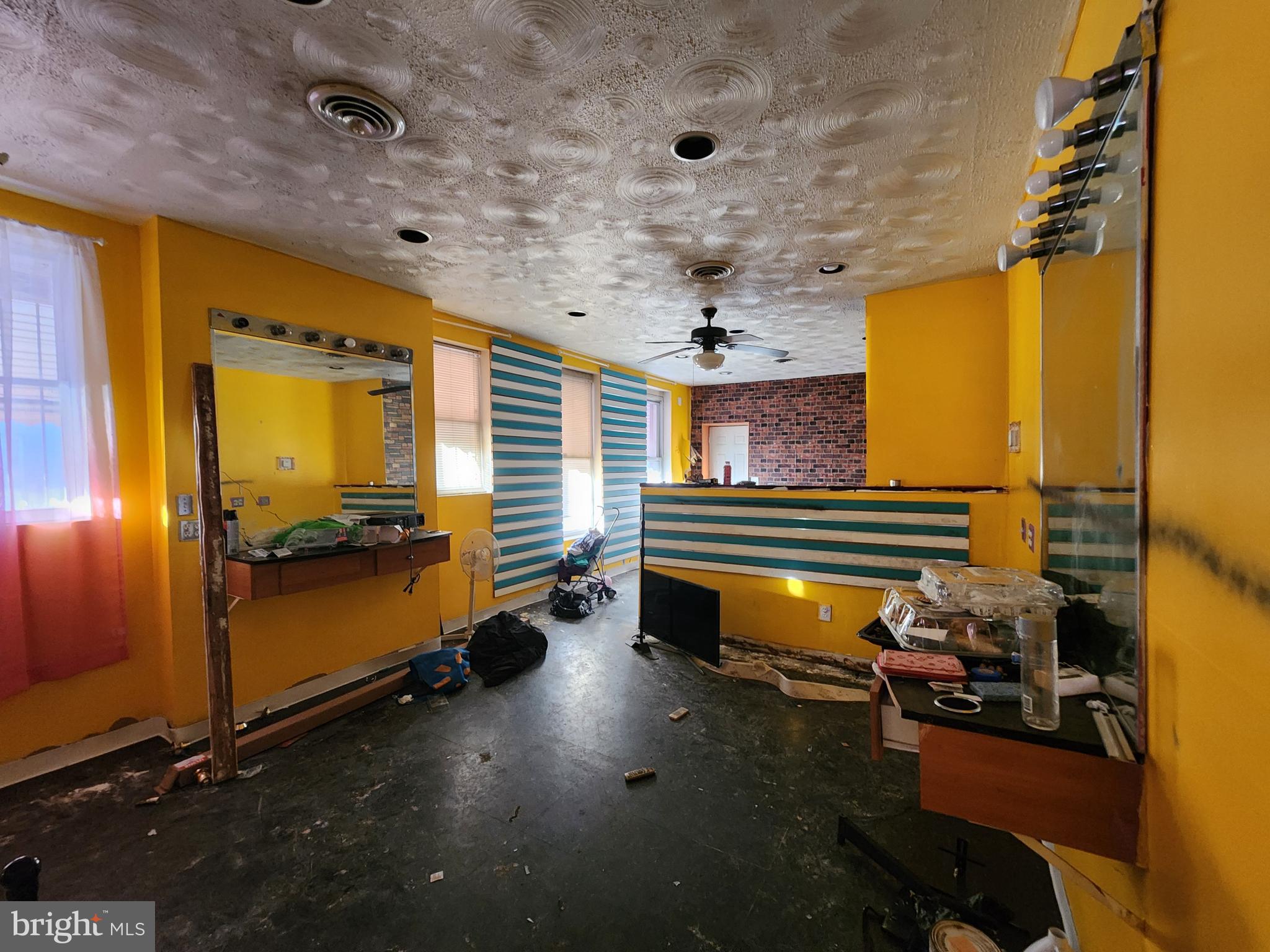 MONDAWMIN - Residential