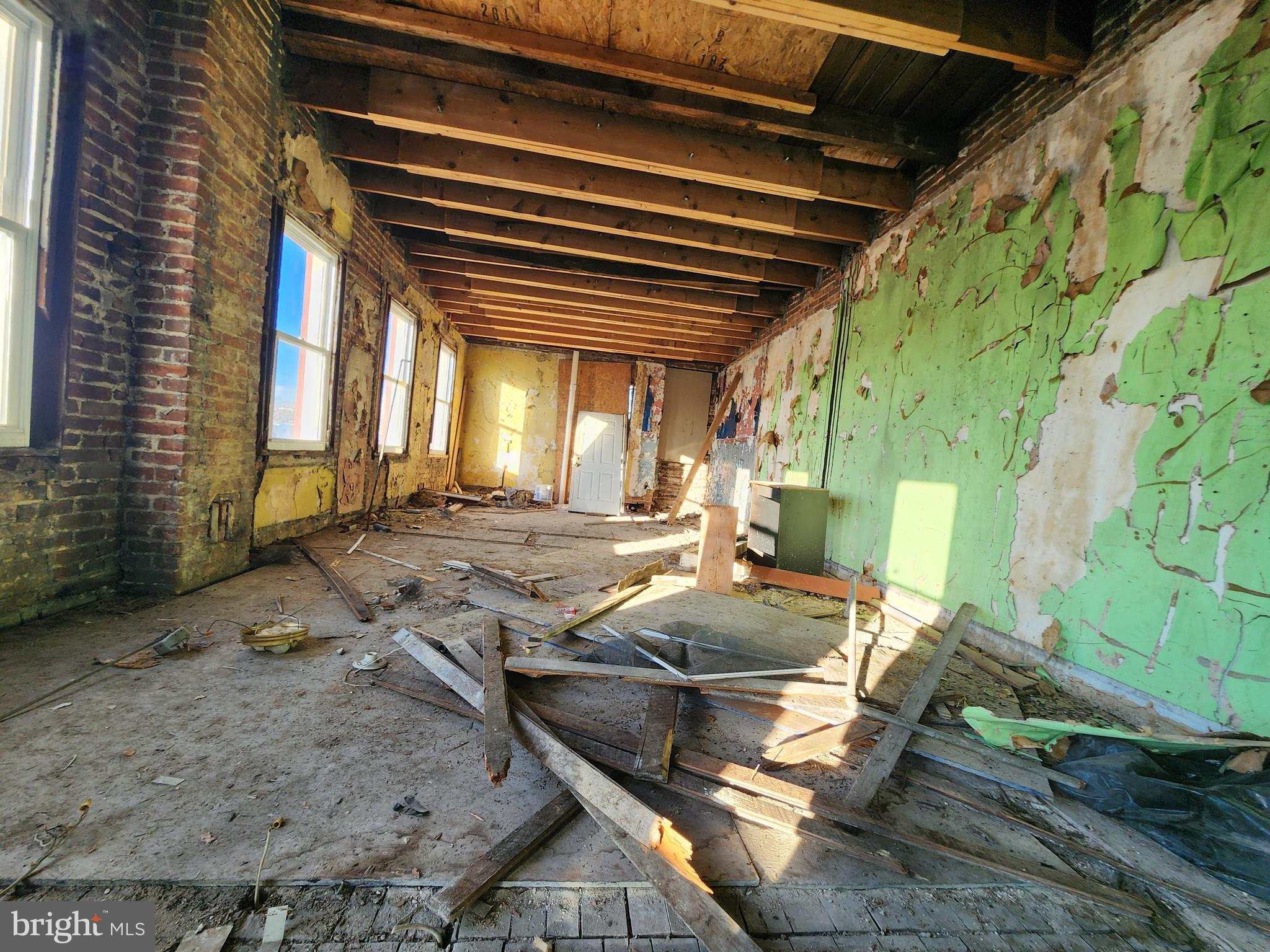 MONDAWMIN - Residential