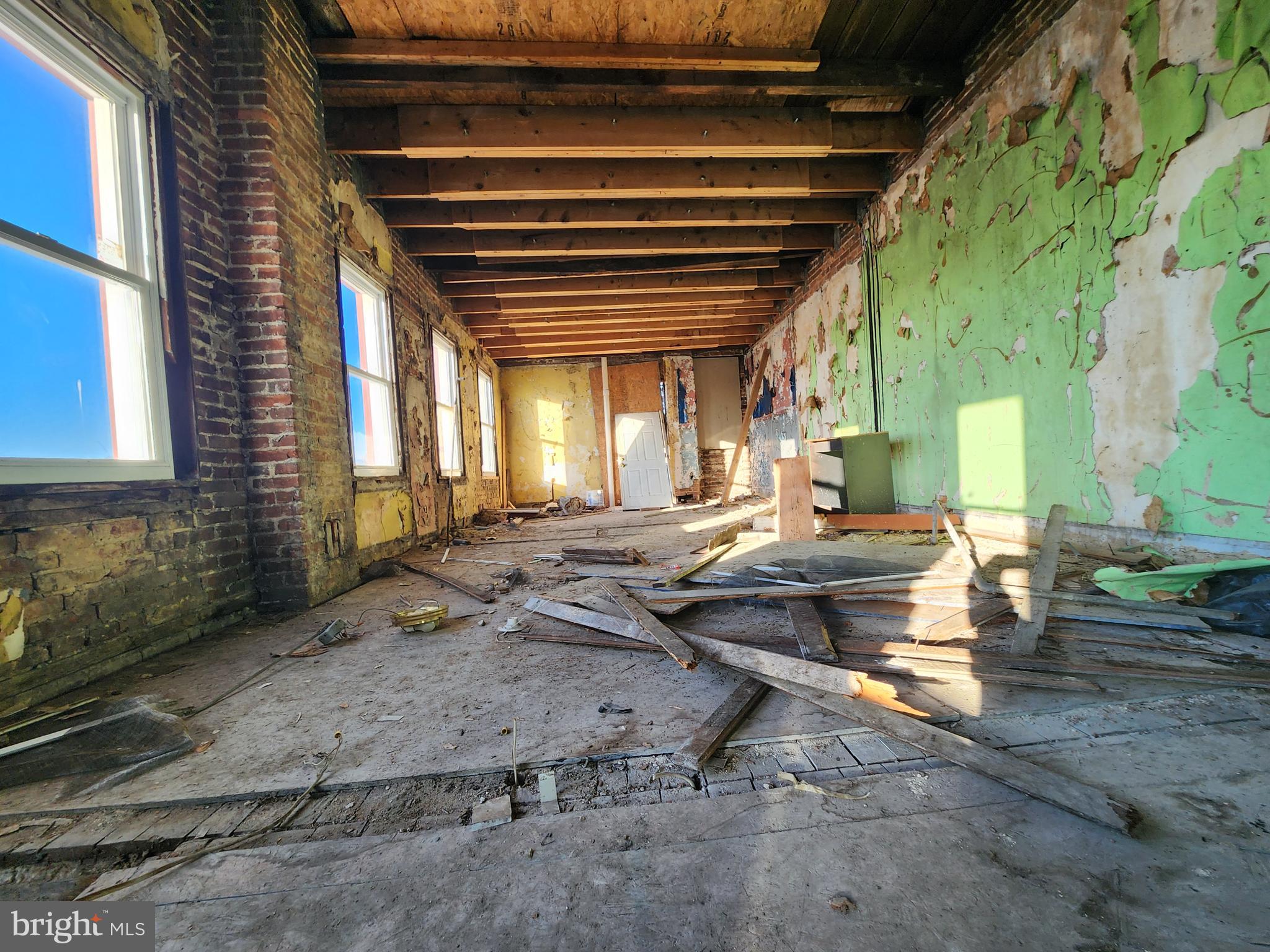 MONDAWMIN - Residential