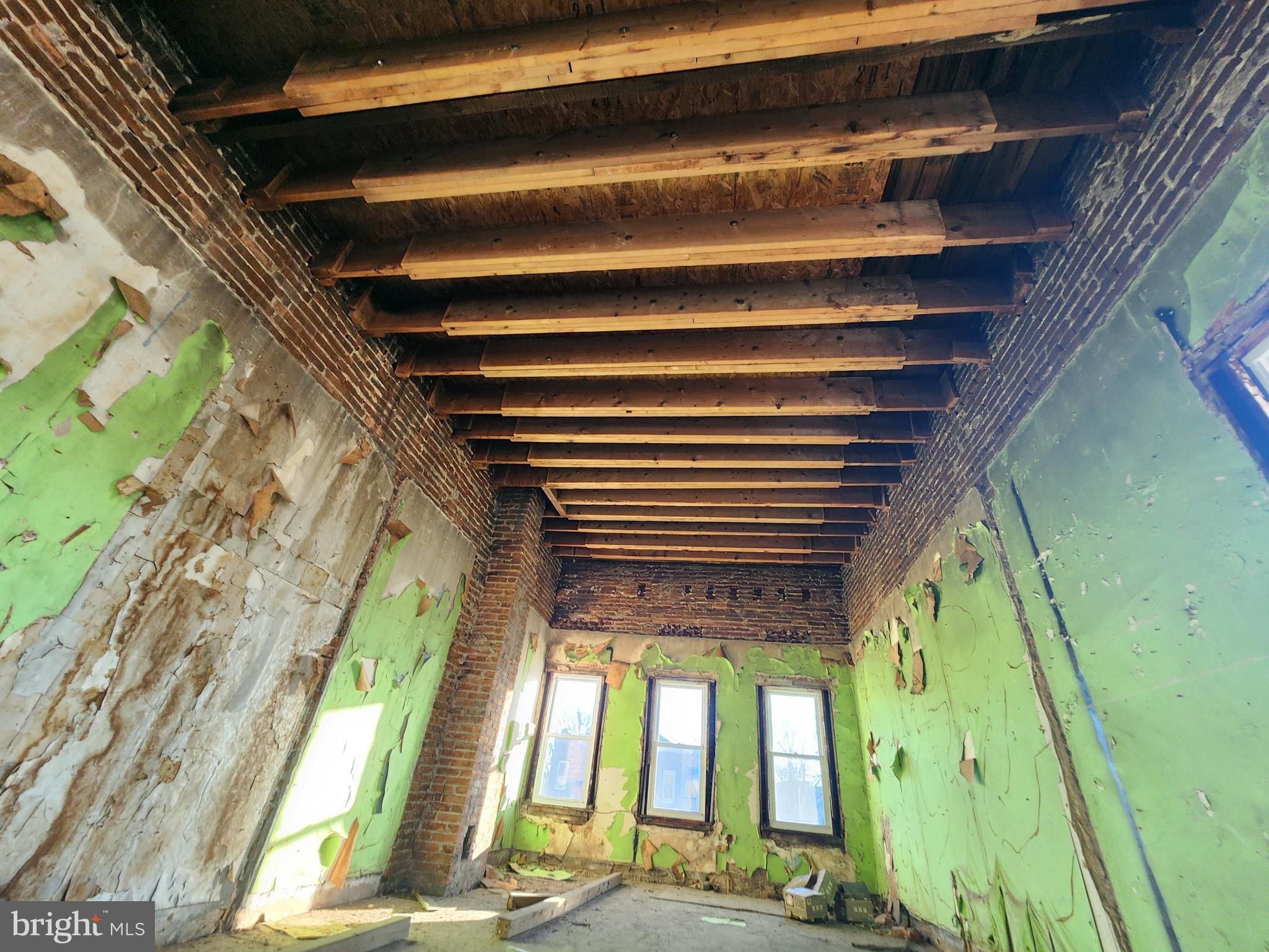 MONDAWMIN - Residential