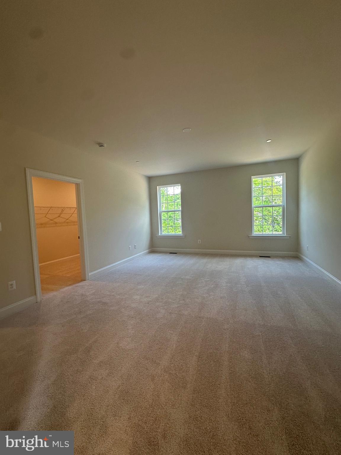 HIDDEN VIEW - Residential