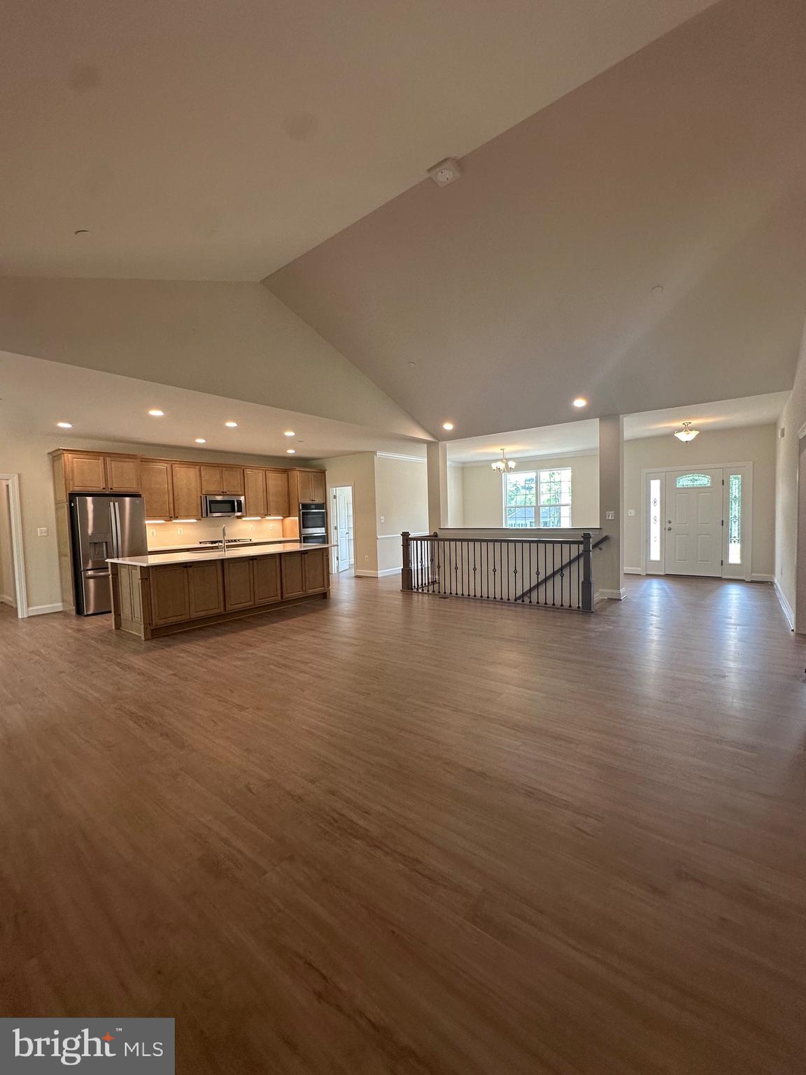 HIDDEN VIEW - Residential