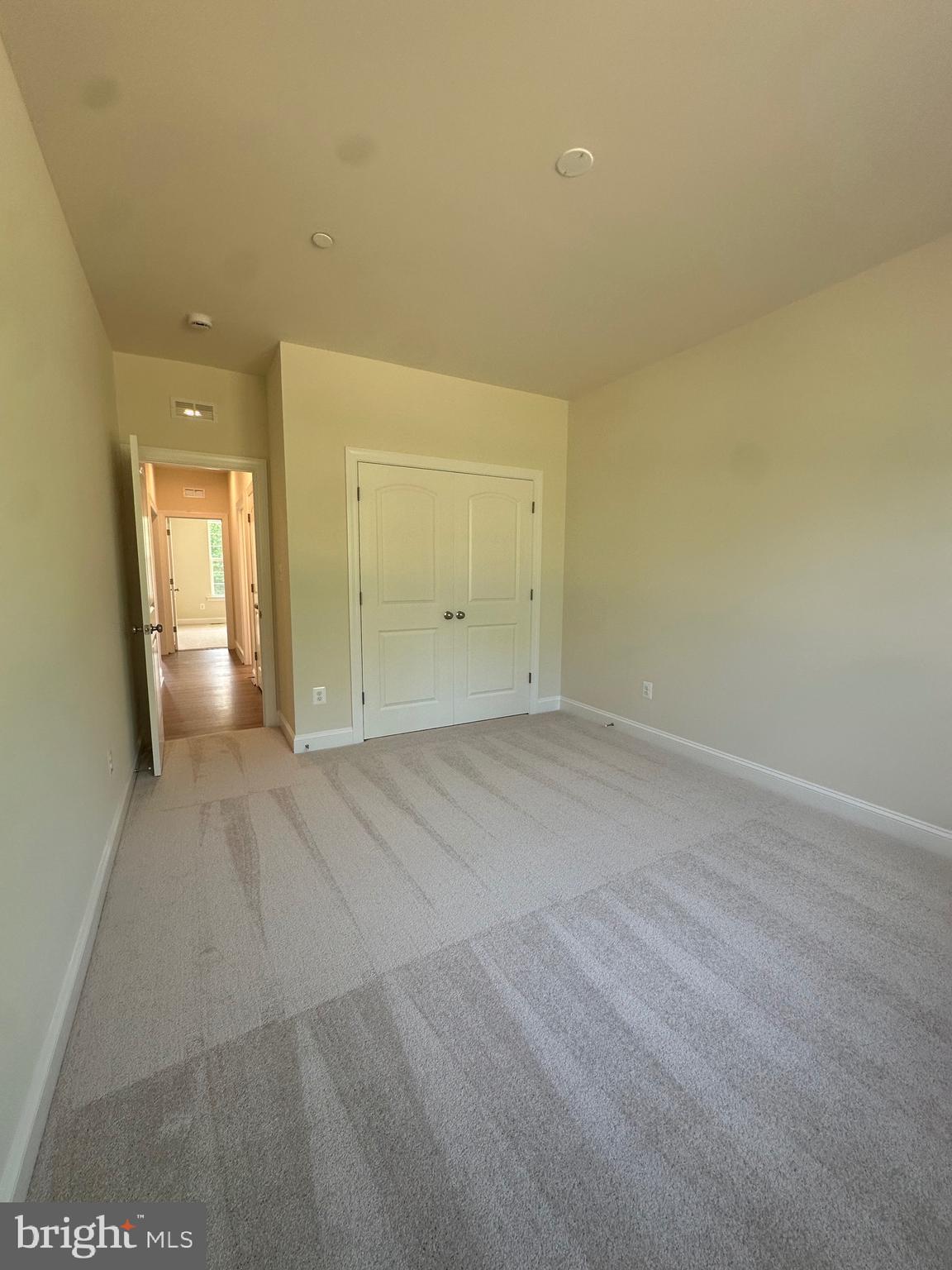 HIDDEN VIEW - Residential