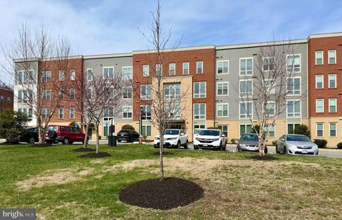 6107 FAIRVIEW FARM DRIVE 202 ALEXANDRIA VA 22315