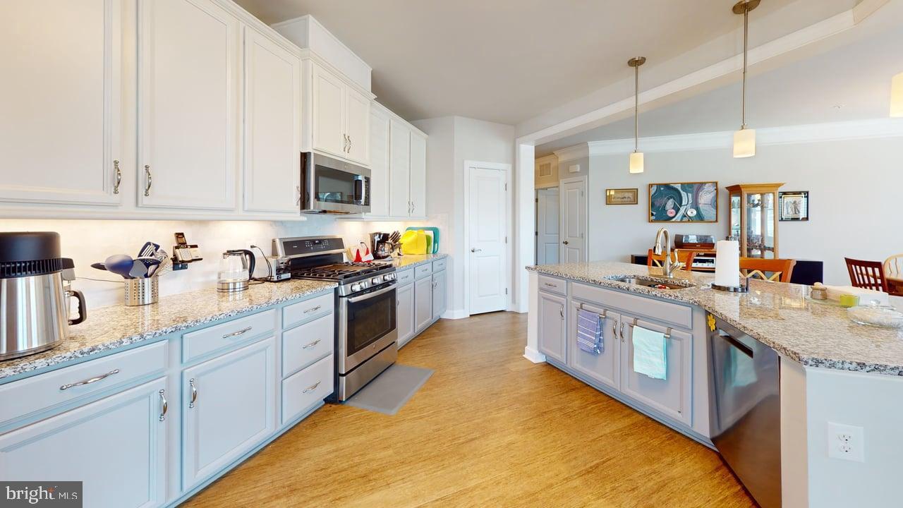 CREST OF ALEXANDRIA - Residential