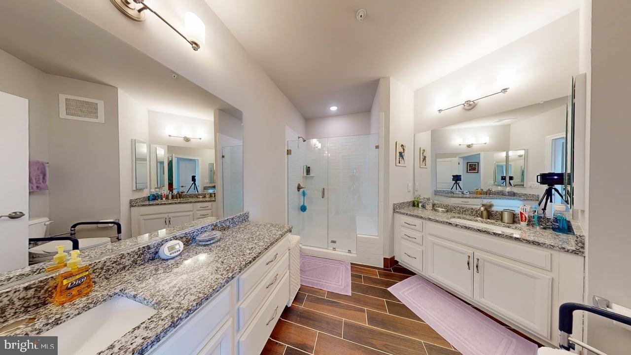 CREST OF ALEXANDRIA - Residential