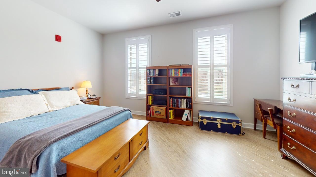 CREST OF ALEXANDRIA - Residential