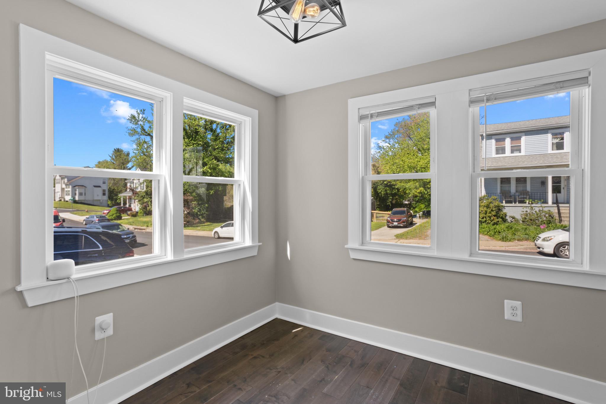 7 DUNBAR AVENUE