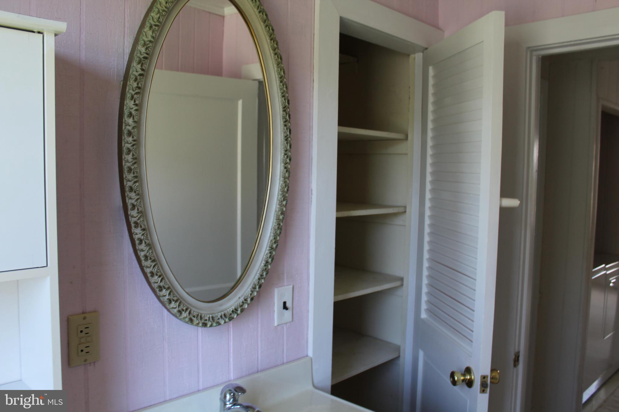 KELLY - Residential Lease