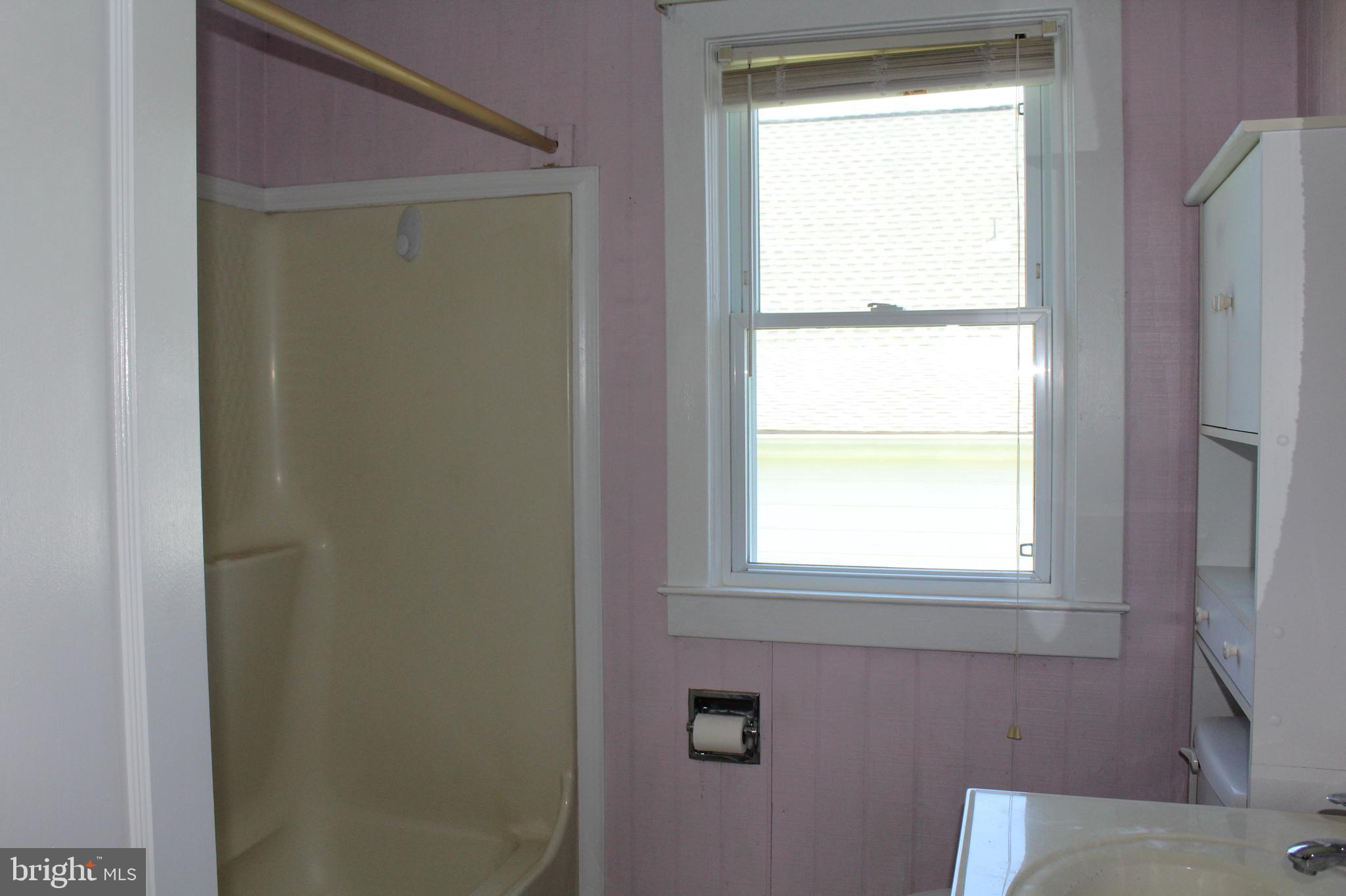 KELLY - Residential Lease