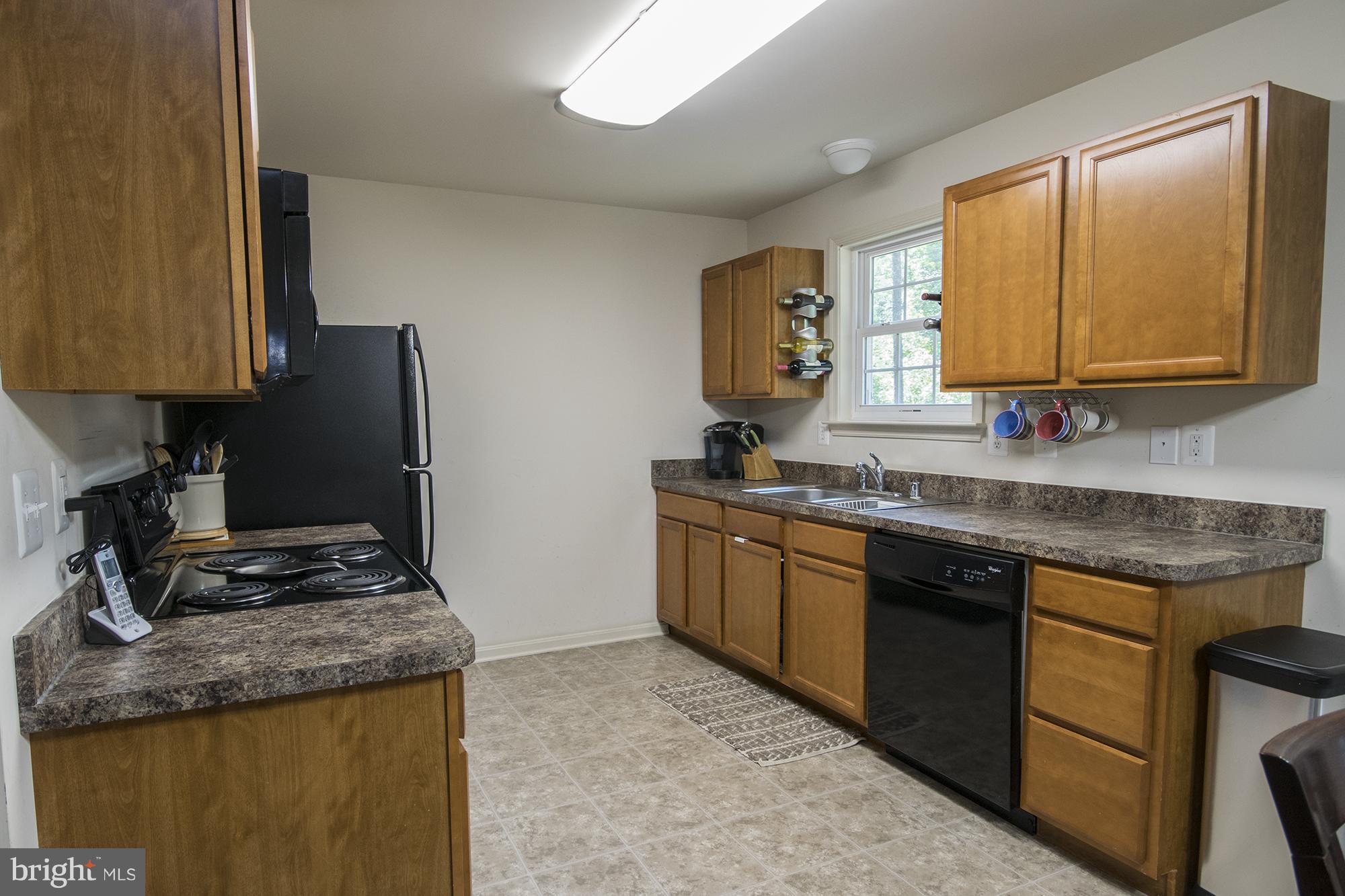 CAROLINE VILLAGE - Residential