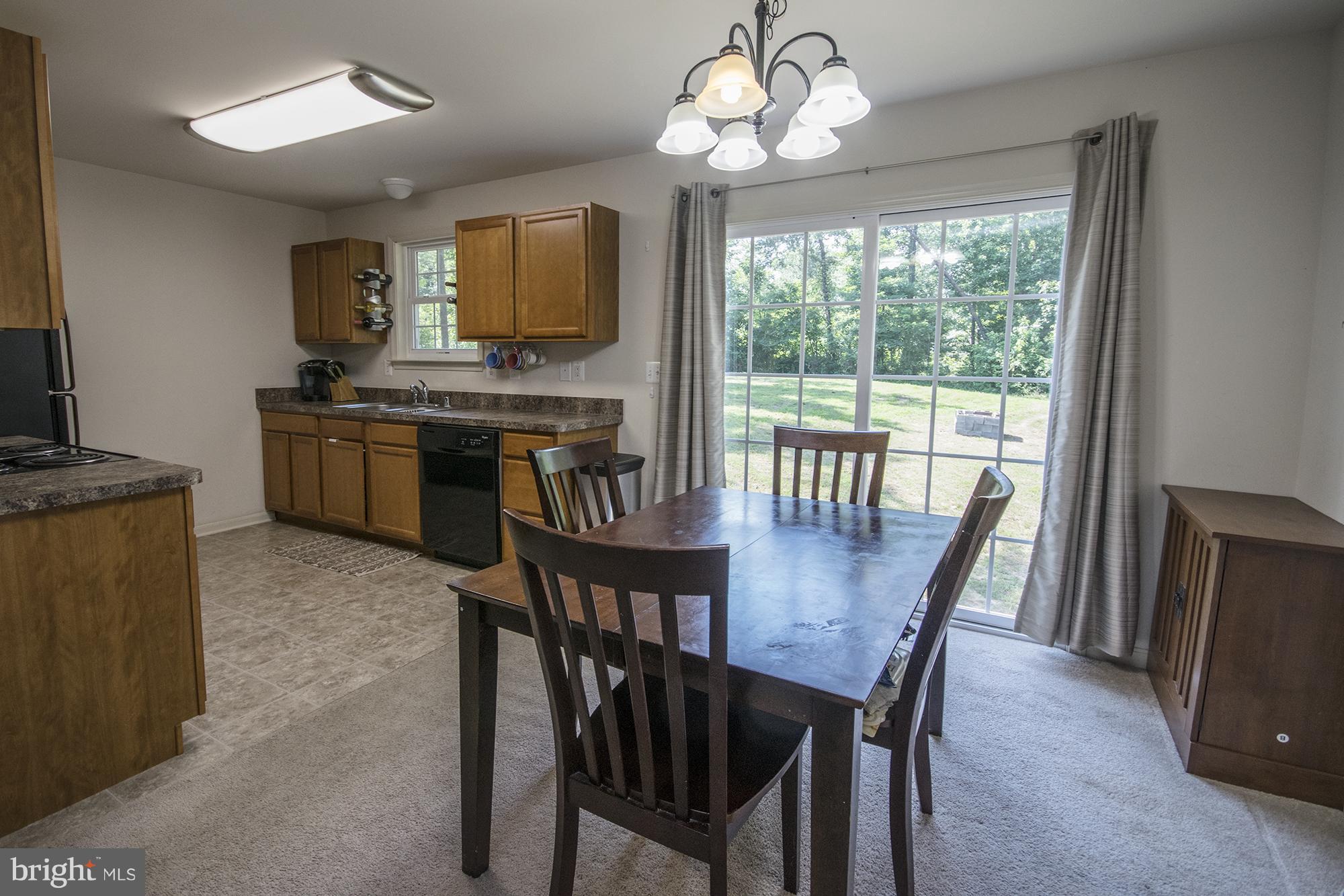 CAROLINE VILLAGE - Residential