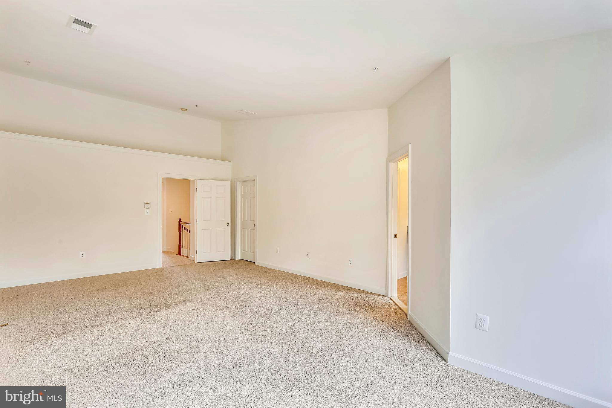 MONTGOMERY WHITE OAK - Residential